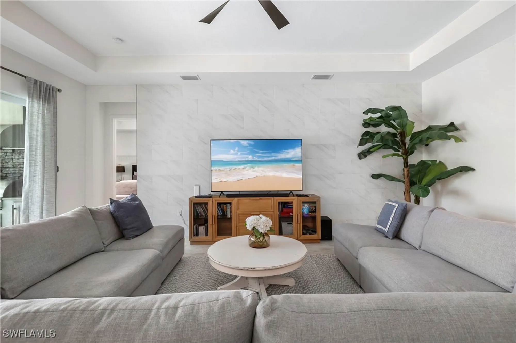 Property Slideshow image 15 of 49 | 13761 blue bay cir, Fort Myers, FL, 33913