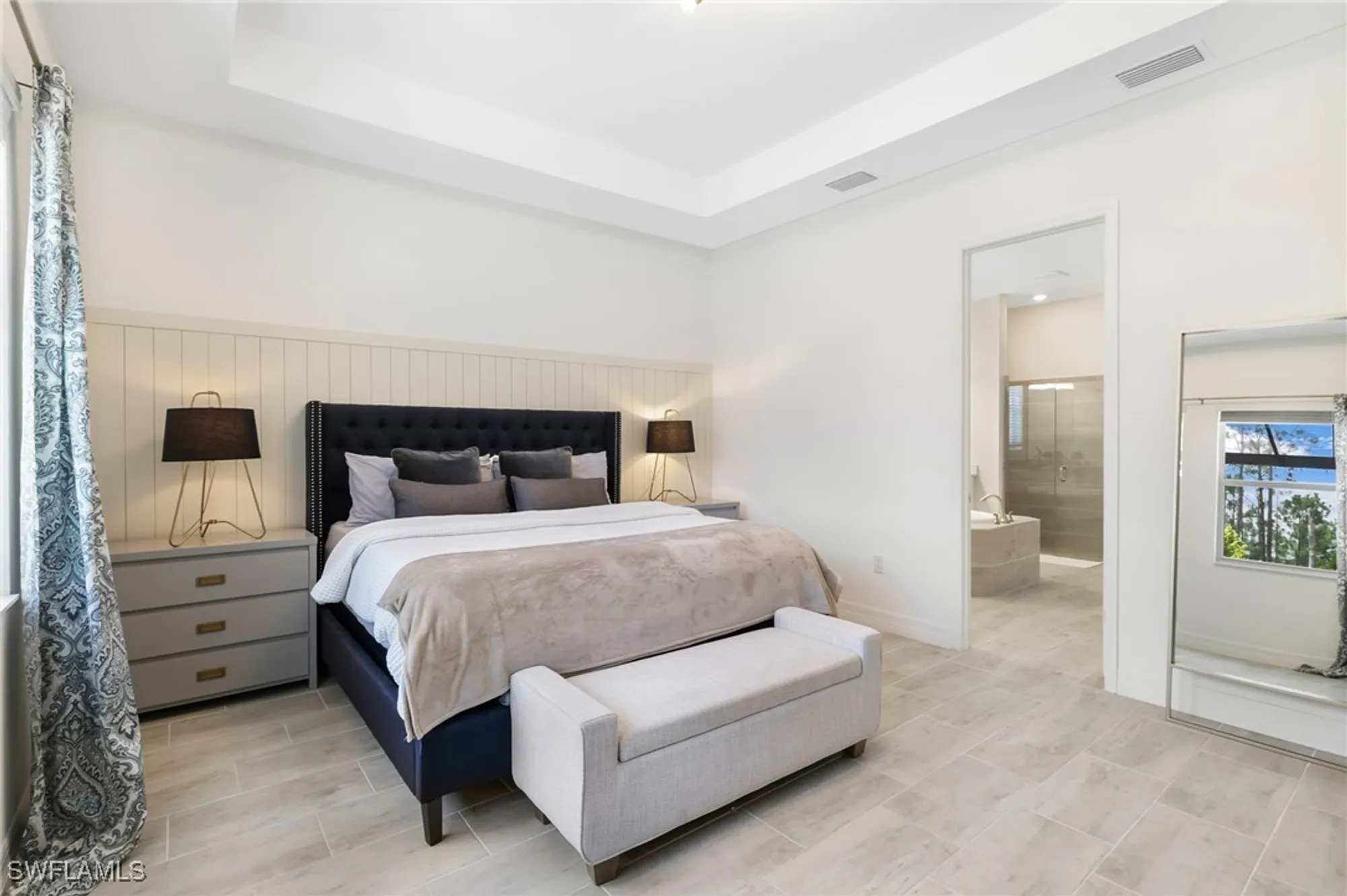 Property Slideshow image 18 of 49 | 13761 blue bay cir, Fort Myers, FL, 33913