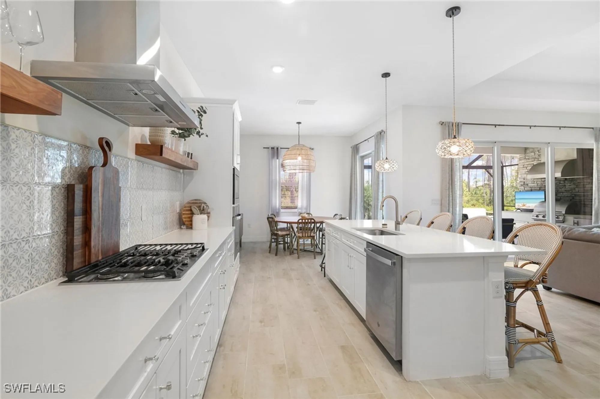 Property Slideshow image 12 of 49 | 13761 blue bay cir, Fort Myers, FL, 33913