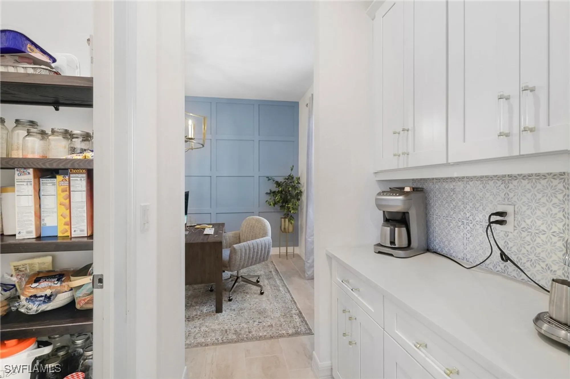 Property Slideshow image 13 of 49 | 13761 blue bay cir, Fort Myers, FL, 33913