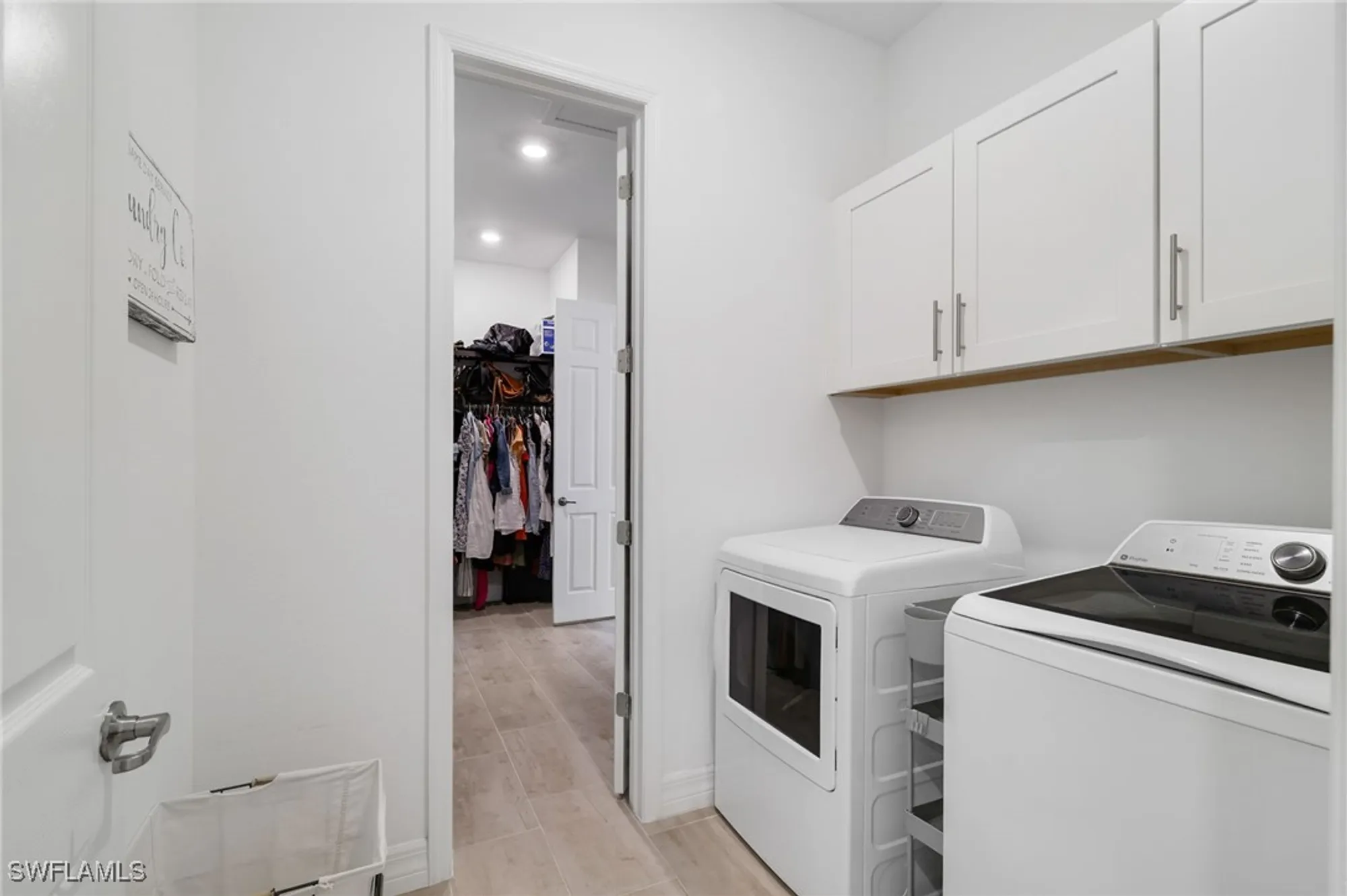 Property Slideshow image 27 of 49 | 13761 blue bay cir, Fort Myers, FL, 33913