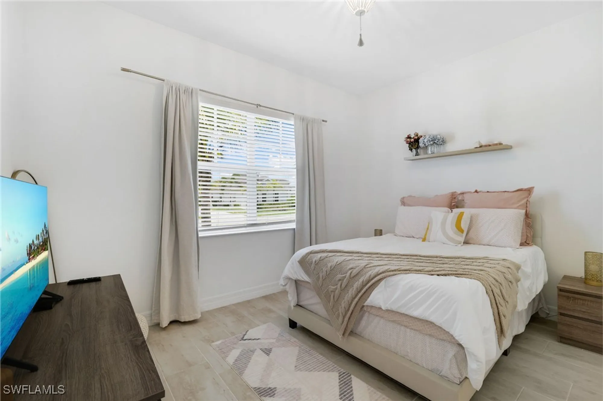 Property Slideshow image 21 of 49 | 13761 blue bay cir, Fort Myers, FL, 33913