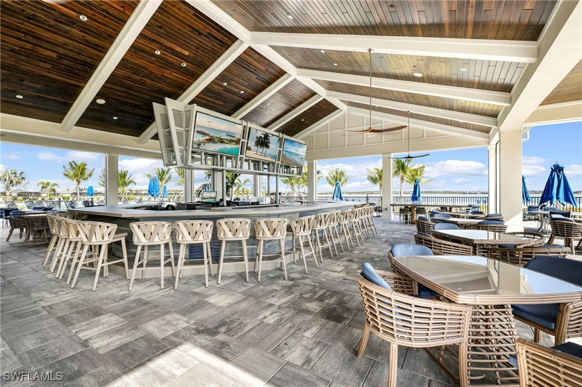 Property Slideshow image 41 of 49 | 13761 blue bay cir, Fort Myers, FL, 33913