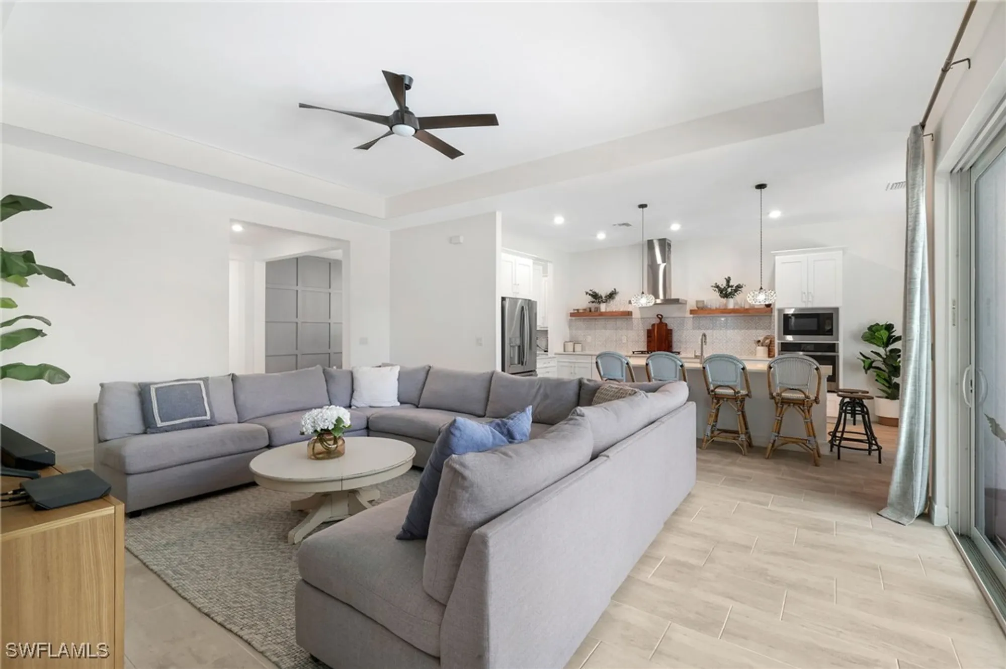 Property Slideshow image 8 of 49 | 13761 blue bay cir, Fort Myers, FL, 33913