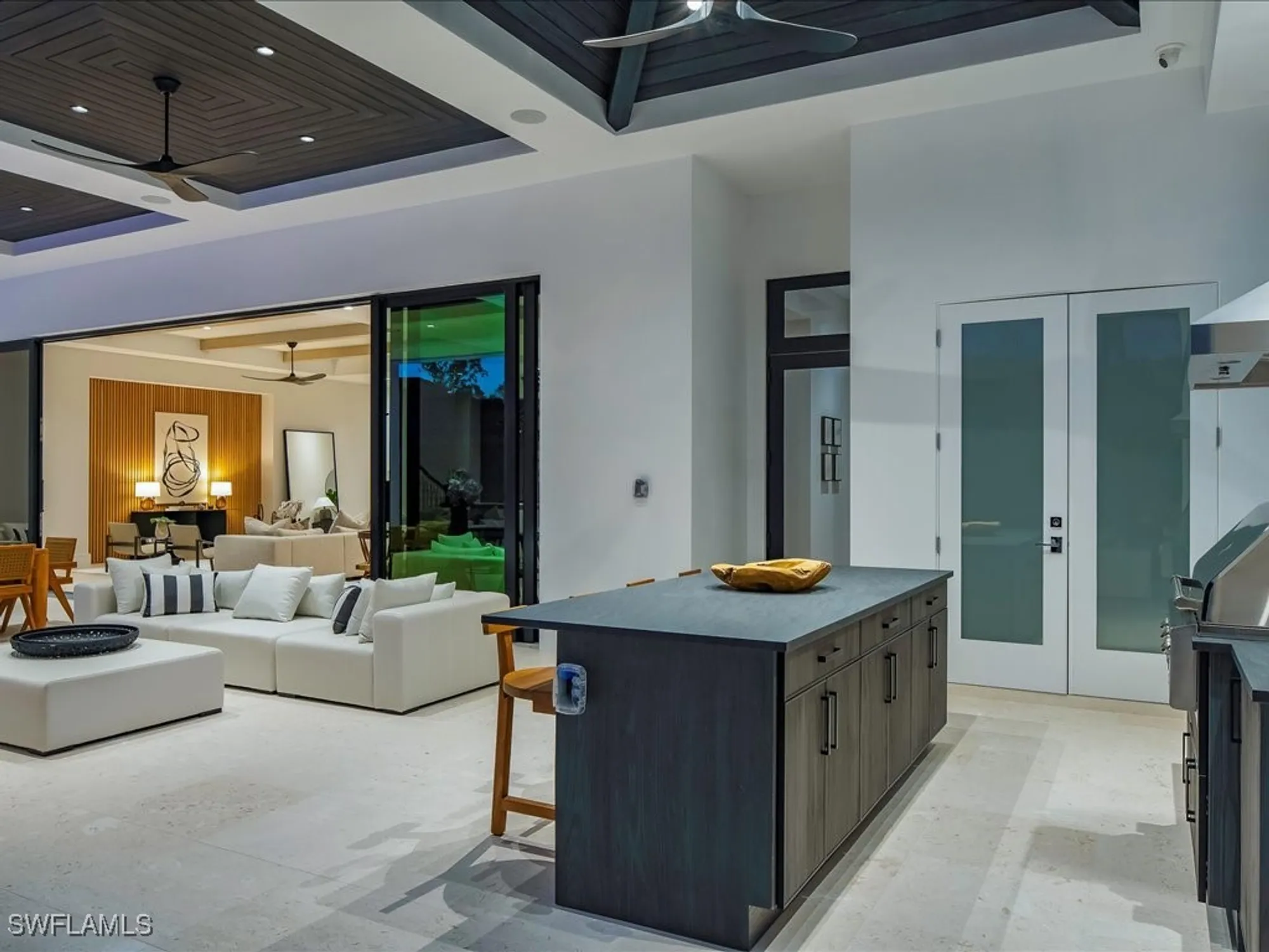 Property Slideshow image 23 of 50 | 612 binnacle dr, Naples, FL, 34103