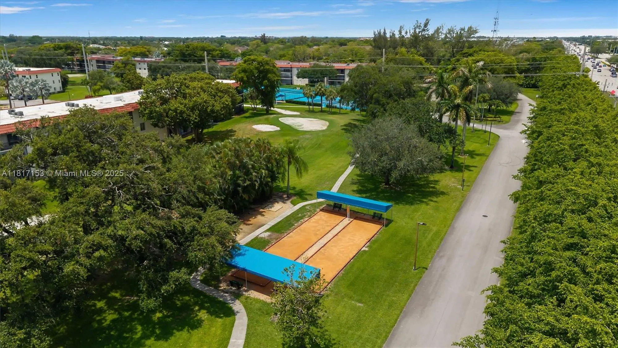 Property Slideshow image 36 of 43 | 150 s hollybrook ter 201, Pembroke Pines, FL, 33025