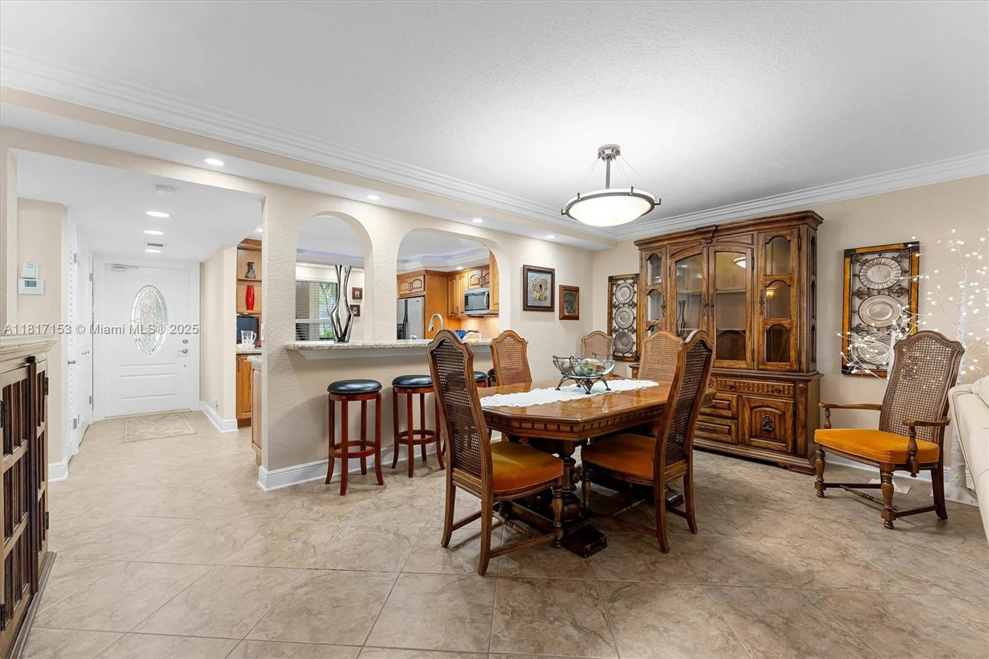 Property Slideshow image 6 of 43 | 150 s hollybrook ter 201, Pembroke Pines, FL, 33025