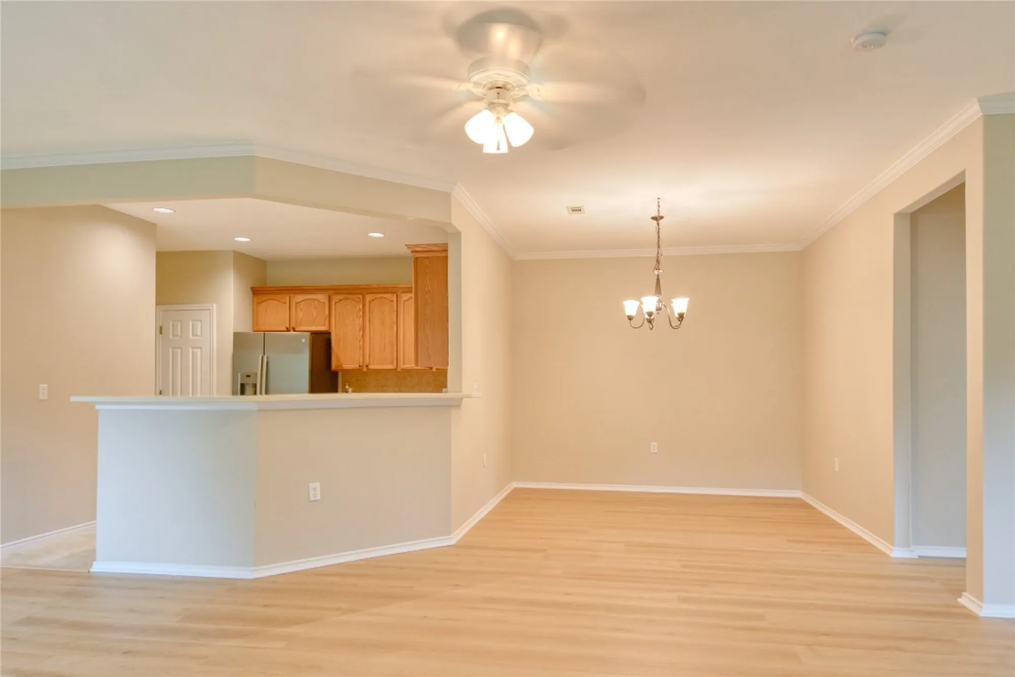 Property Slideshow image 5 of 17 | 115 dickens cir, Georgetown, TX, 78633
