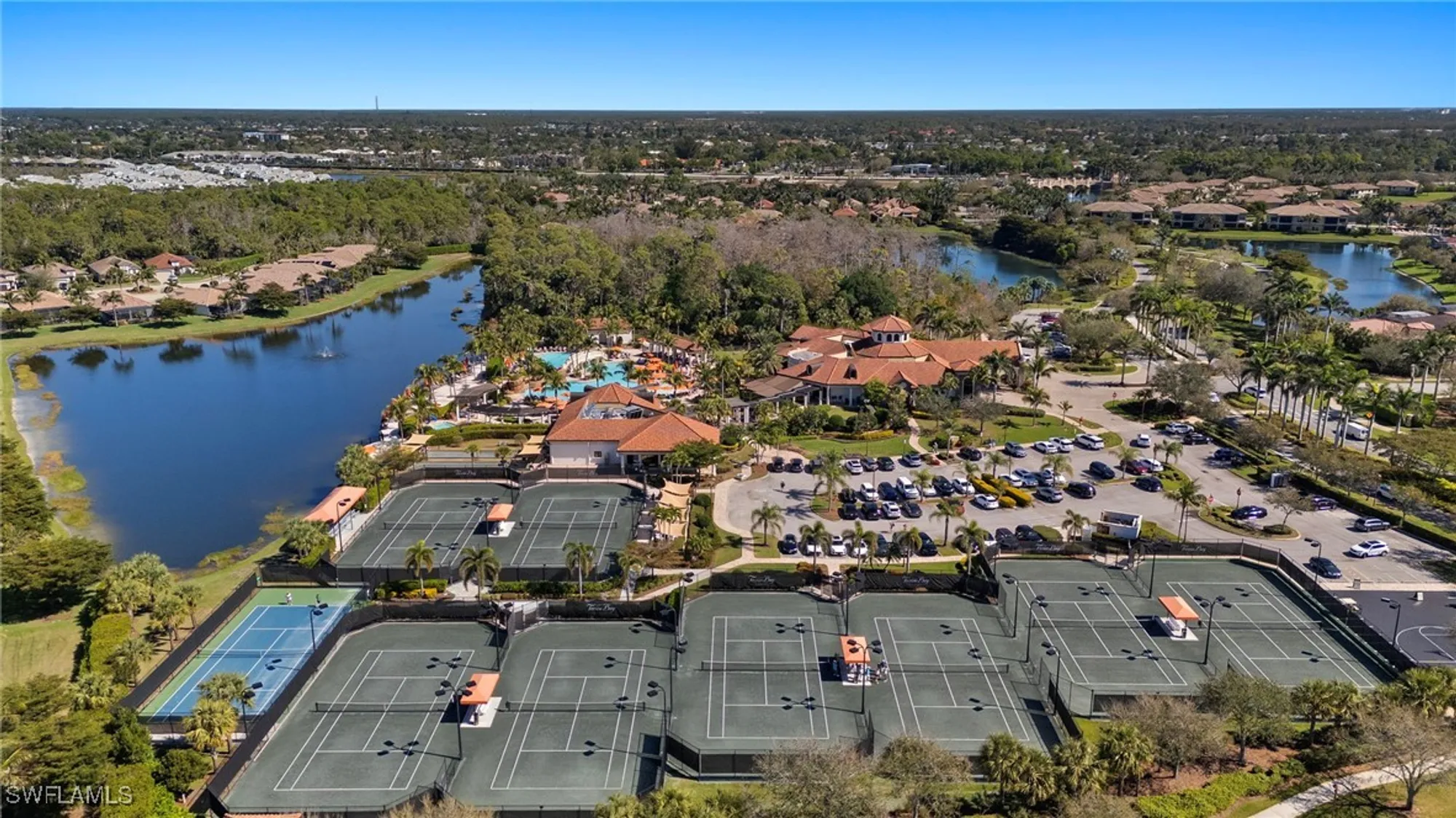 Property Slideshow image 28 of 36 | 9510 avellino way unit 1923, Naples, FL, 34113