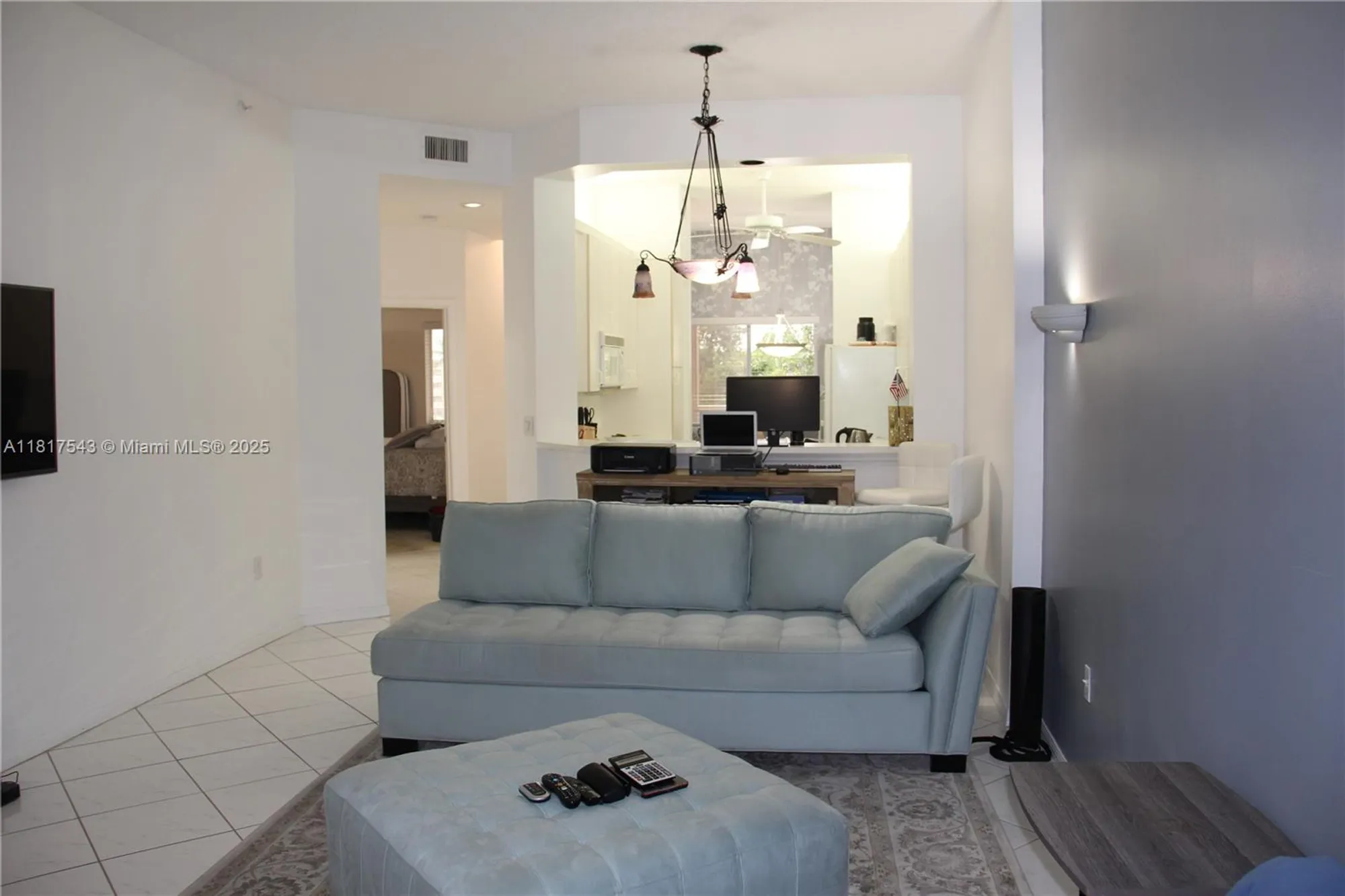 Property Slideshow image 17 of 60 | 9575 weldon cir c413, Tamarac, FL, 33321