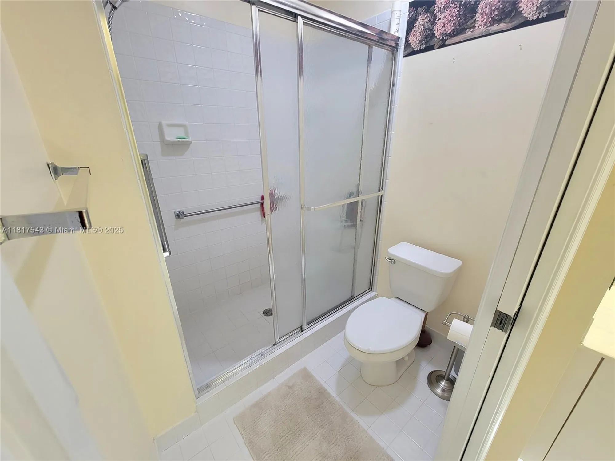 Property Slideshow image 28 of 60 | 9575 weldon cir c413, Tamarac, FL, 33321