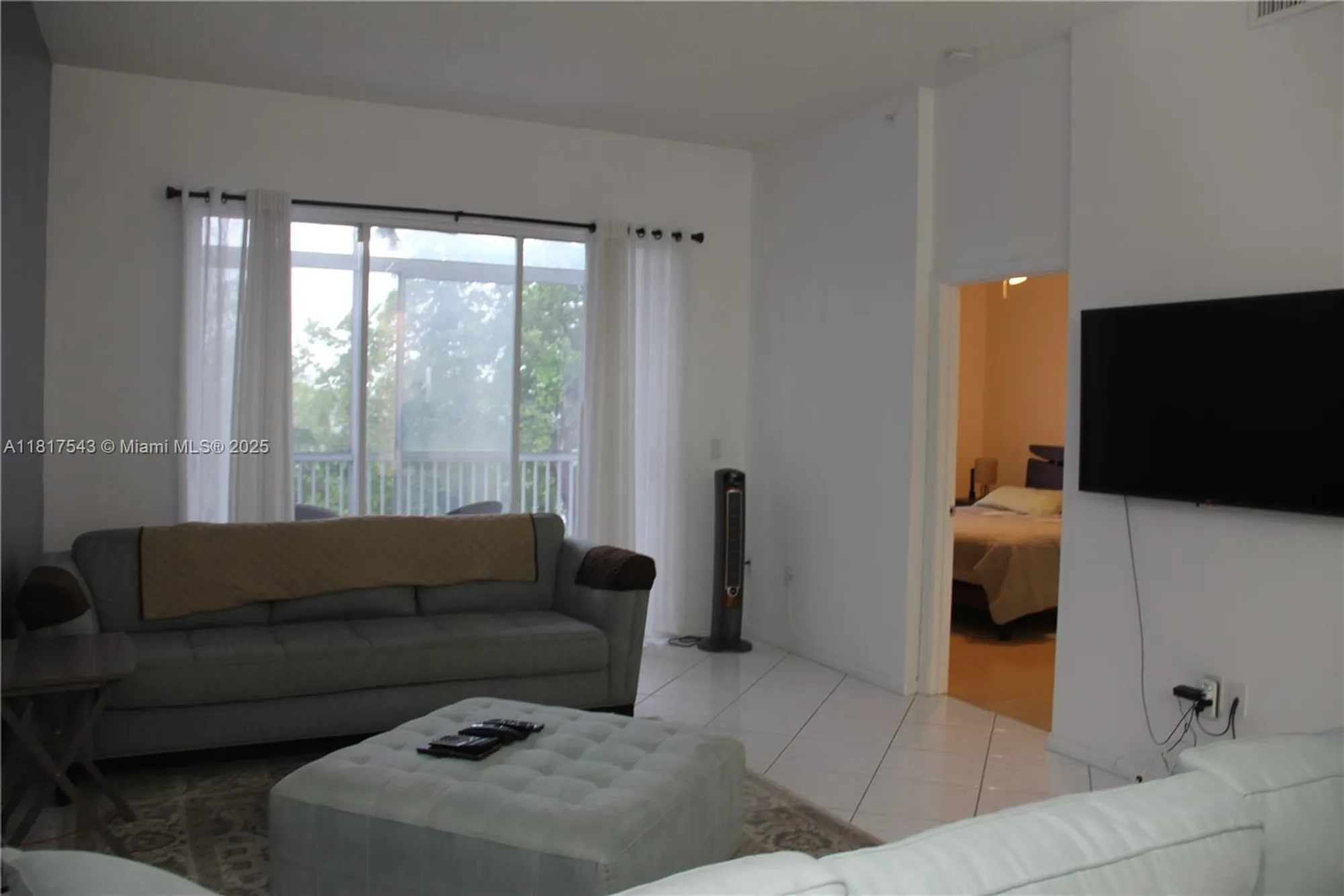 Property Slideshow image 20 of 60 | 9575 weldon cir c413, Tamarac, FL, 33321