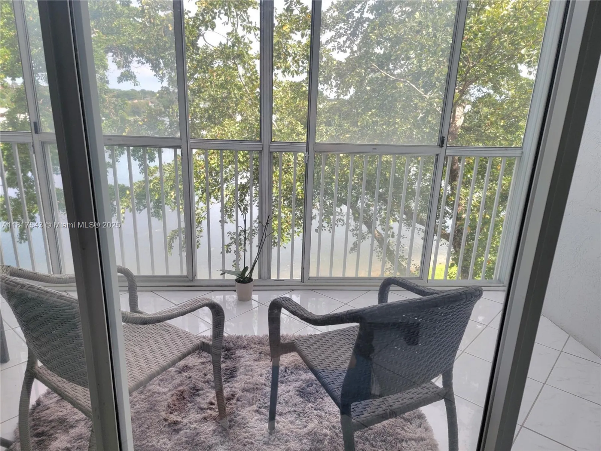 Property Slideshow image 23 of 60 | 9575 weldon cir c413, Tamarac, FL, 33321