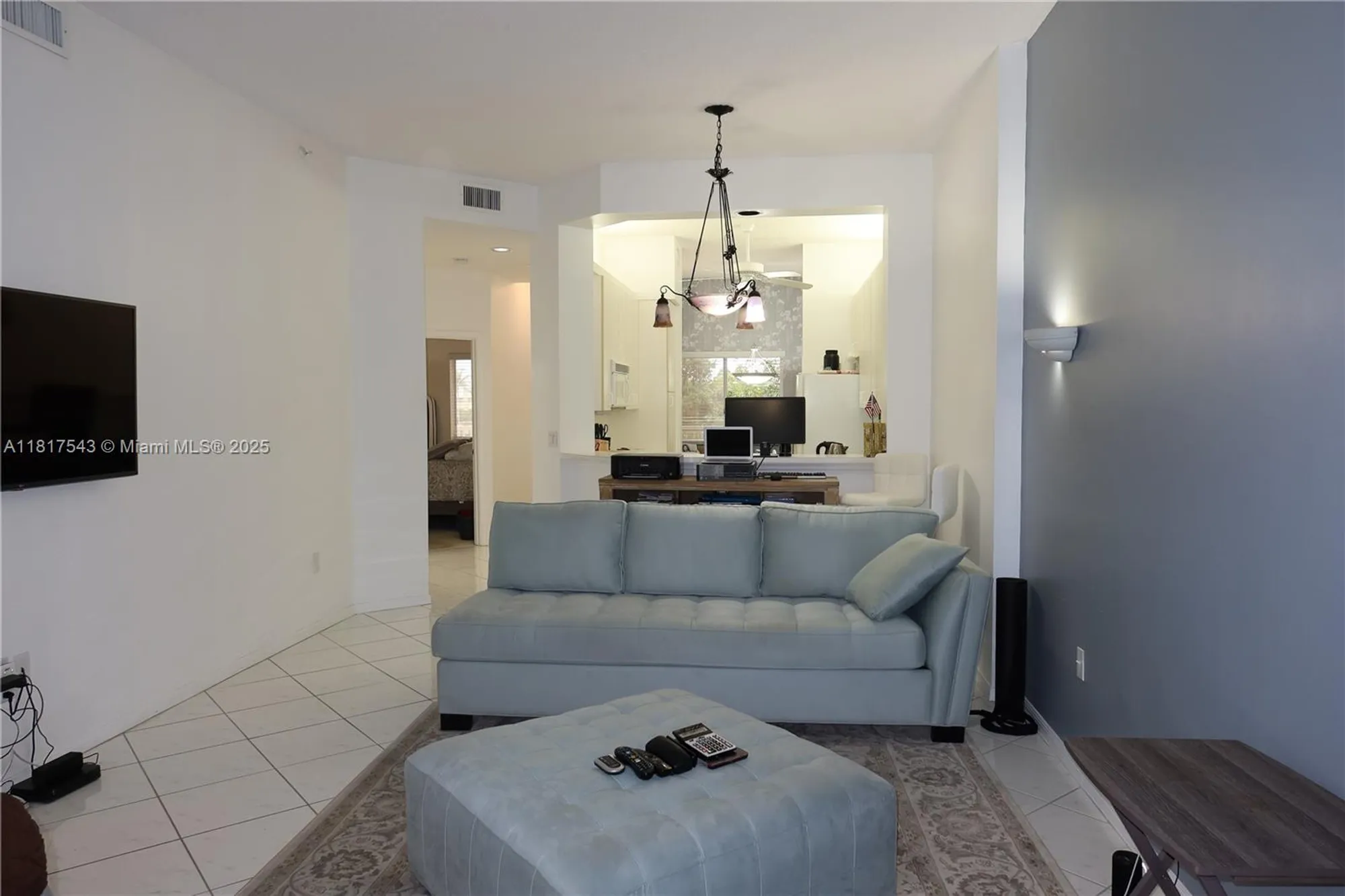 Property Slideshow image 38 of 60 | 9575 weldon cir c413, Tamarac, FL, 33321