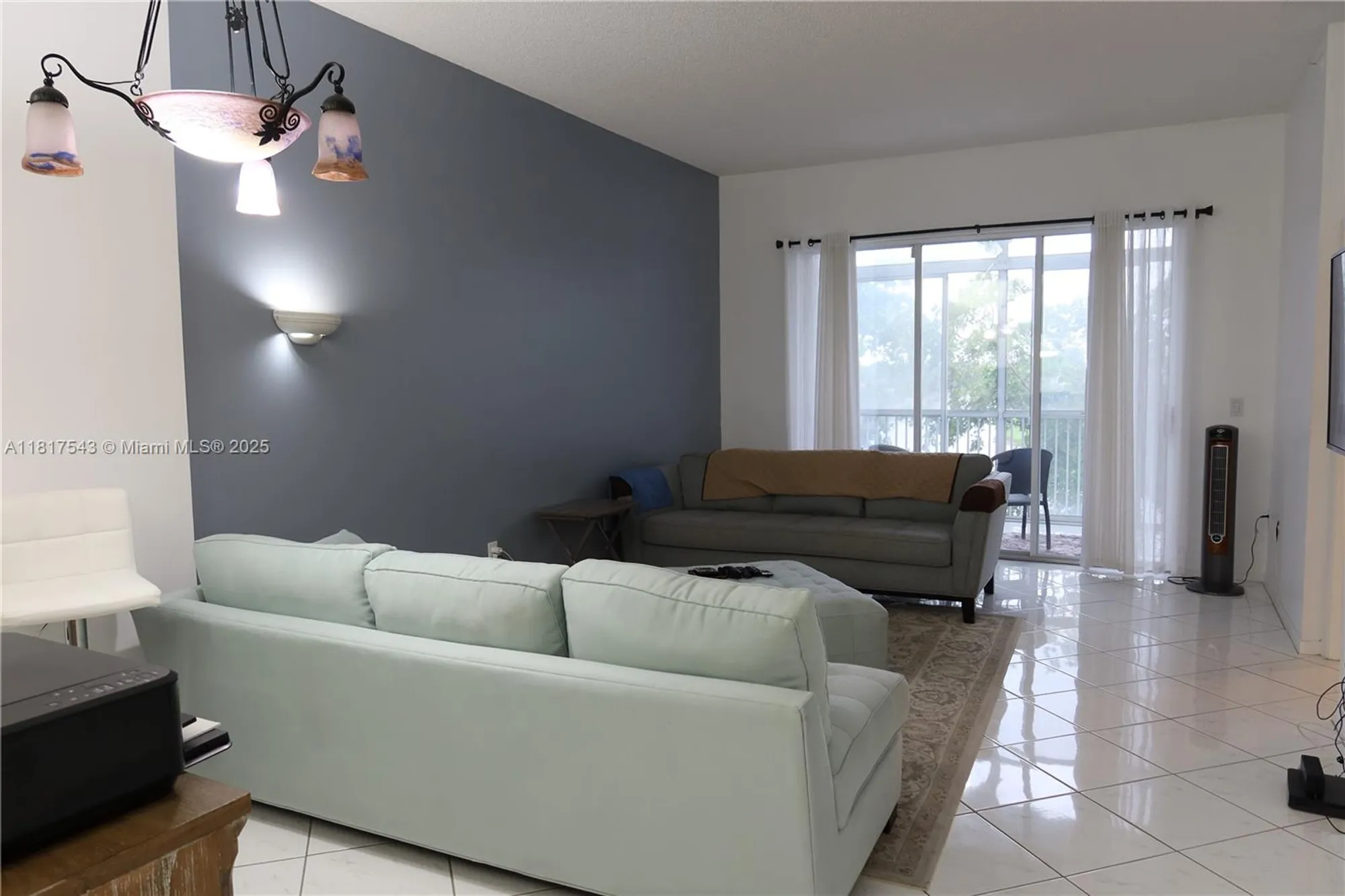 Property Slideshow image 39 of 60 | 9575 weldon cir c413, Tamarac, FL, 33321