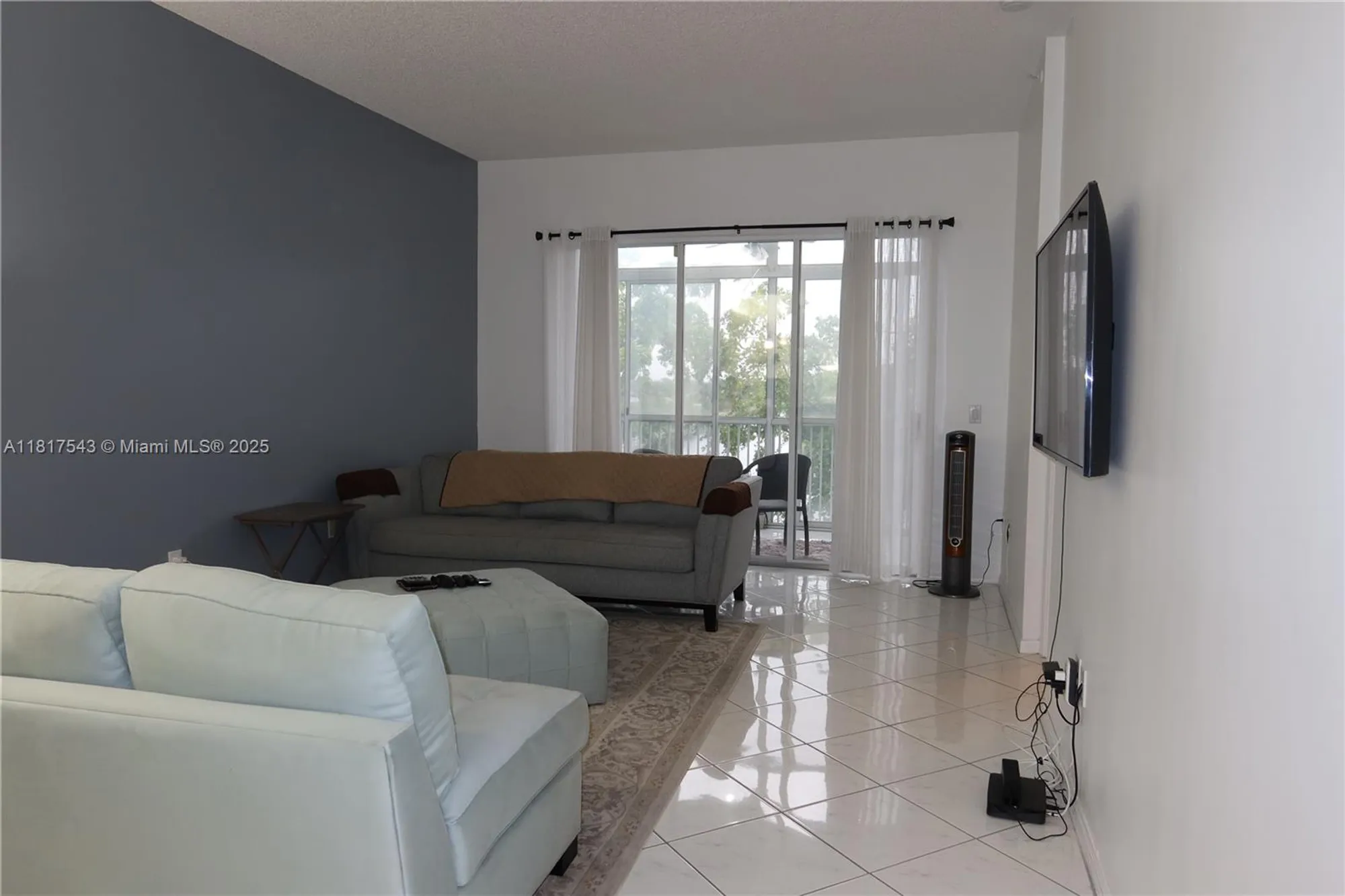 Property Slideshow image 49 of 60 | 9575 weldon cir c413, Tamarac, FL, 33321