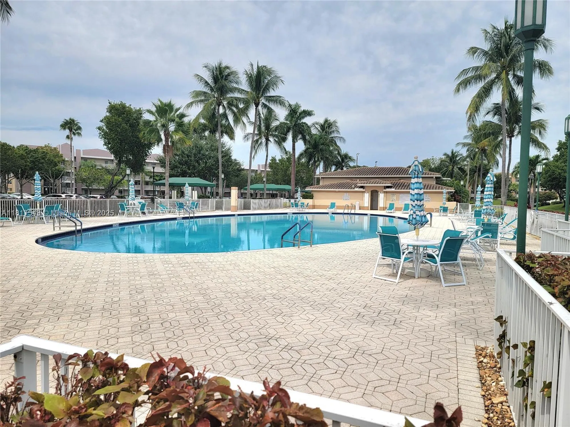 Property Slideshow image 57 of 60 | 9575 weldon cir c413, Tamarac, FL, 33321