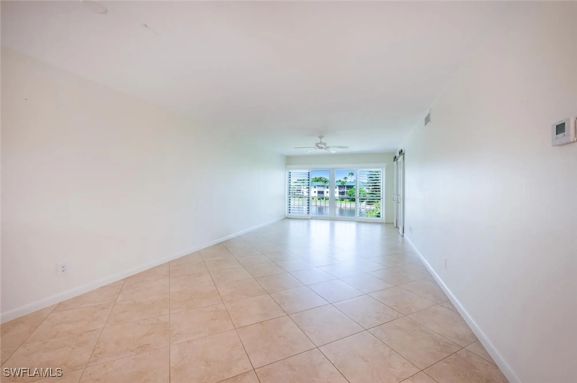 Property Slideshow image 9 of 31 | 3055 riviera dr apt 306, Naples, FL, 34103