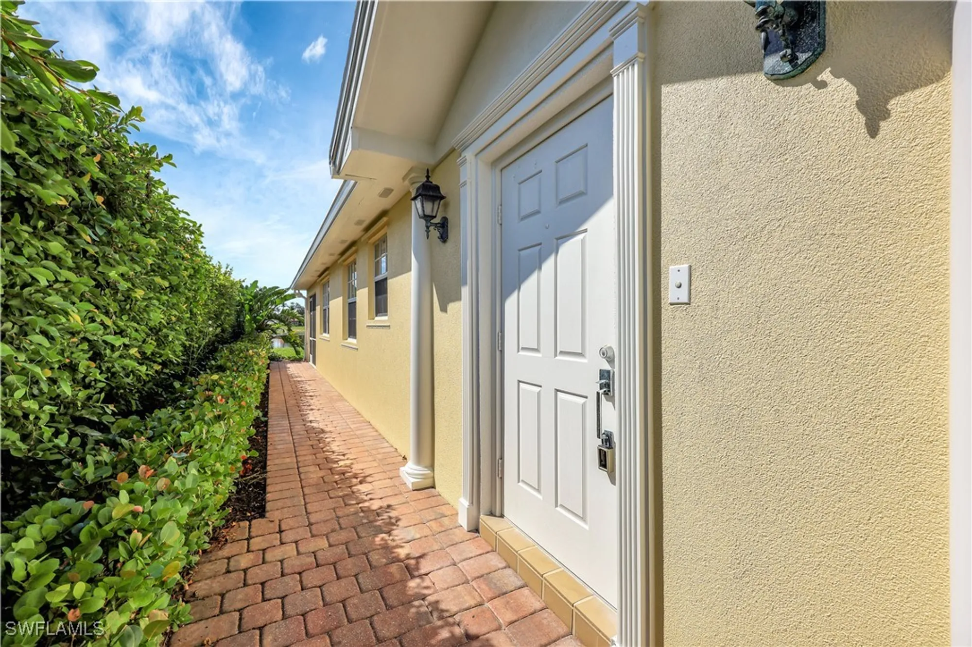 Property Slideshow image 4 of 37 | 4255 redonda ln, Naples, FL, 34119