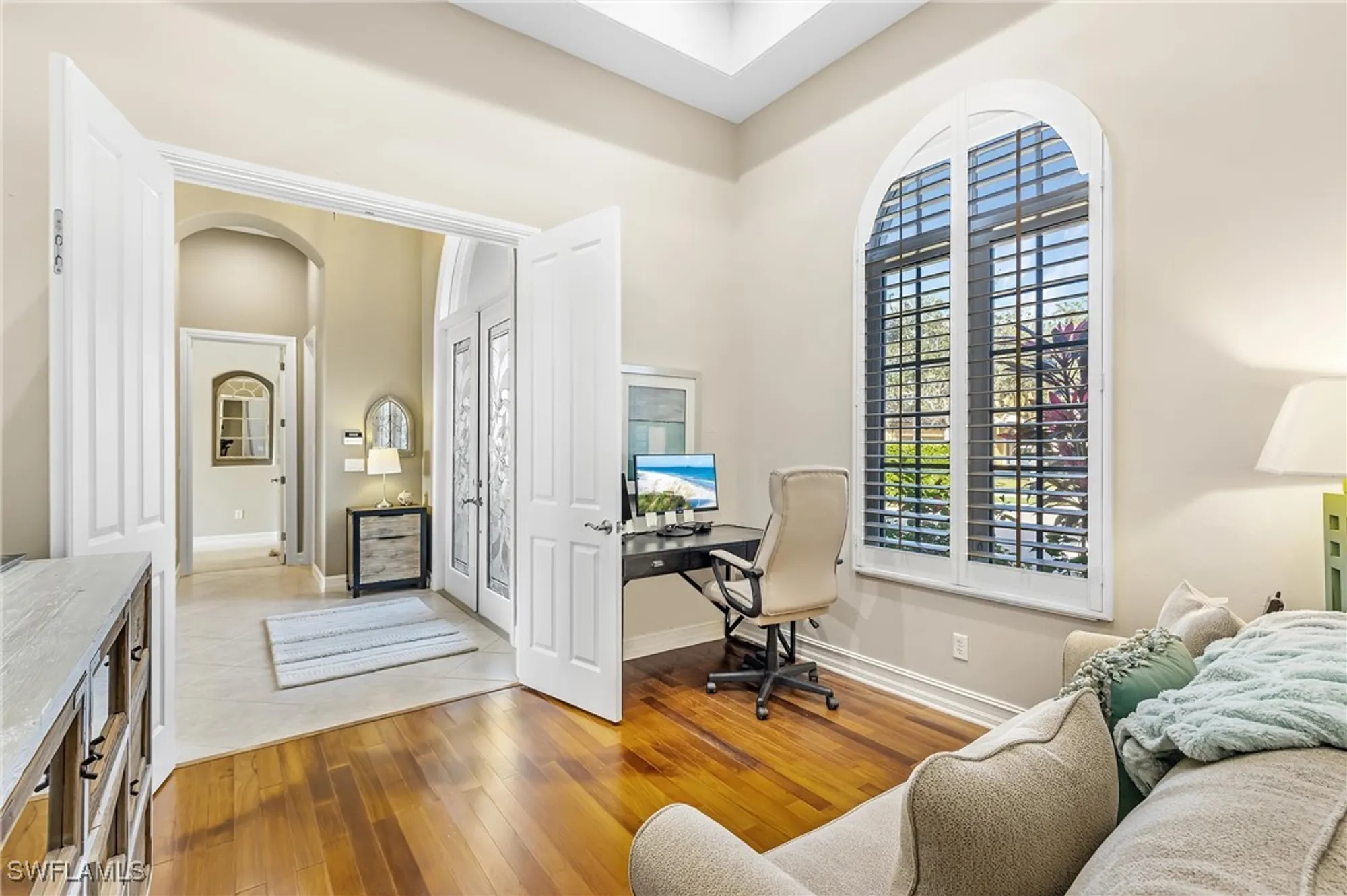 Property Slideshow image 17 of 46 | 8910 shenendoah cir, Naples, FL, 34113