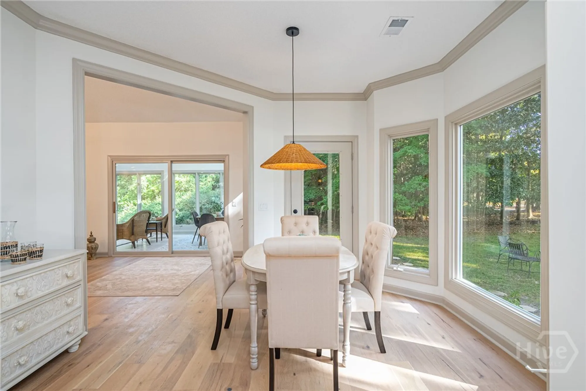 Property Slideshow image 13 of 39 | 32 sparnel rd, Savannah, GA, 31411