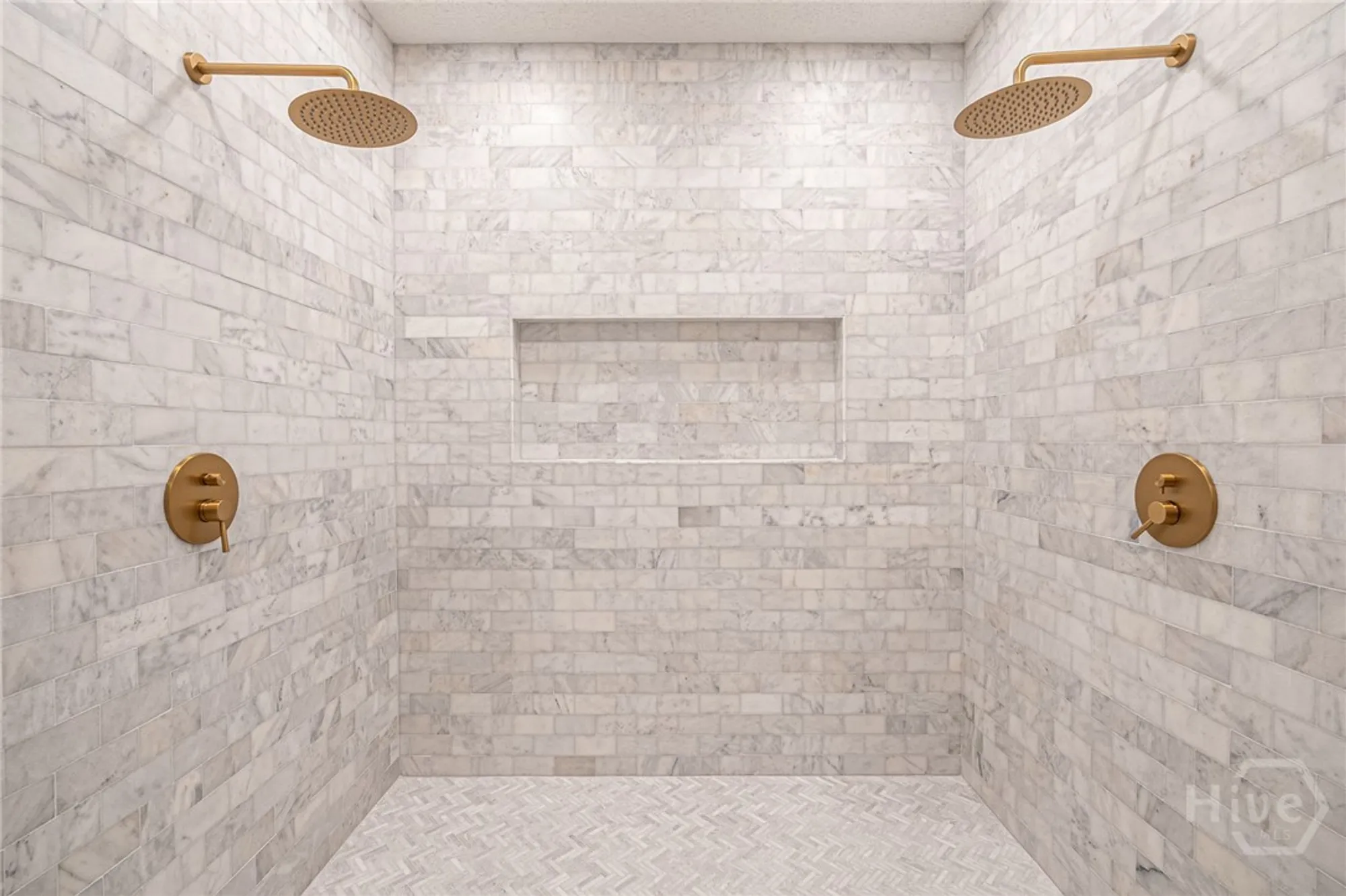 Property Slideshow image 28 of 39 | 32 sparnel rd, Savannah, GA, 31411