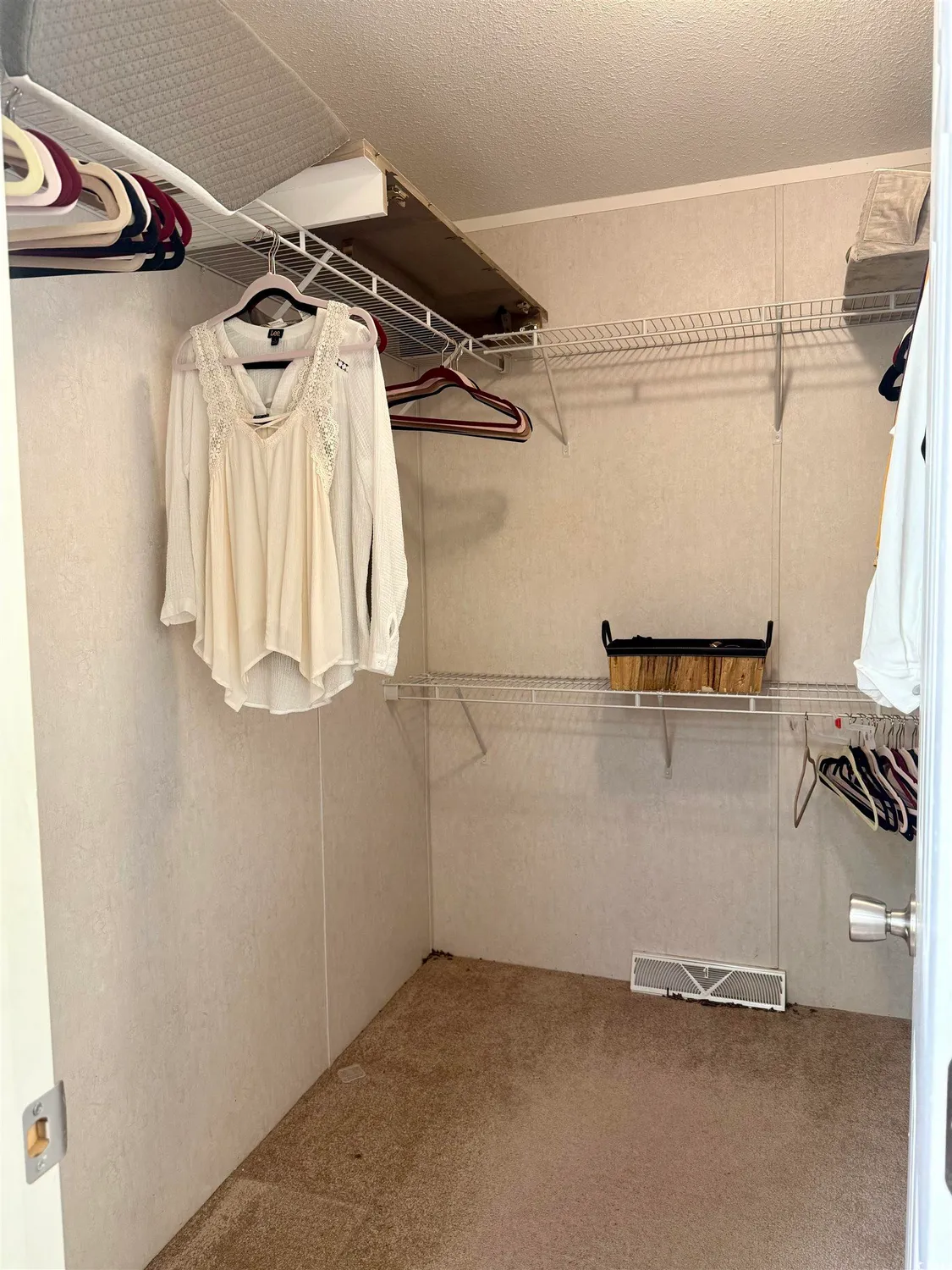 Property Slideshow image 17 of 40 | 216 walden lake rd, Conway, SC, 29526