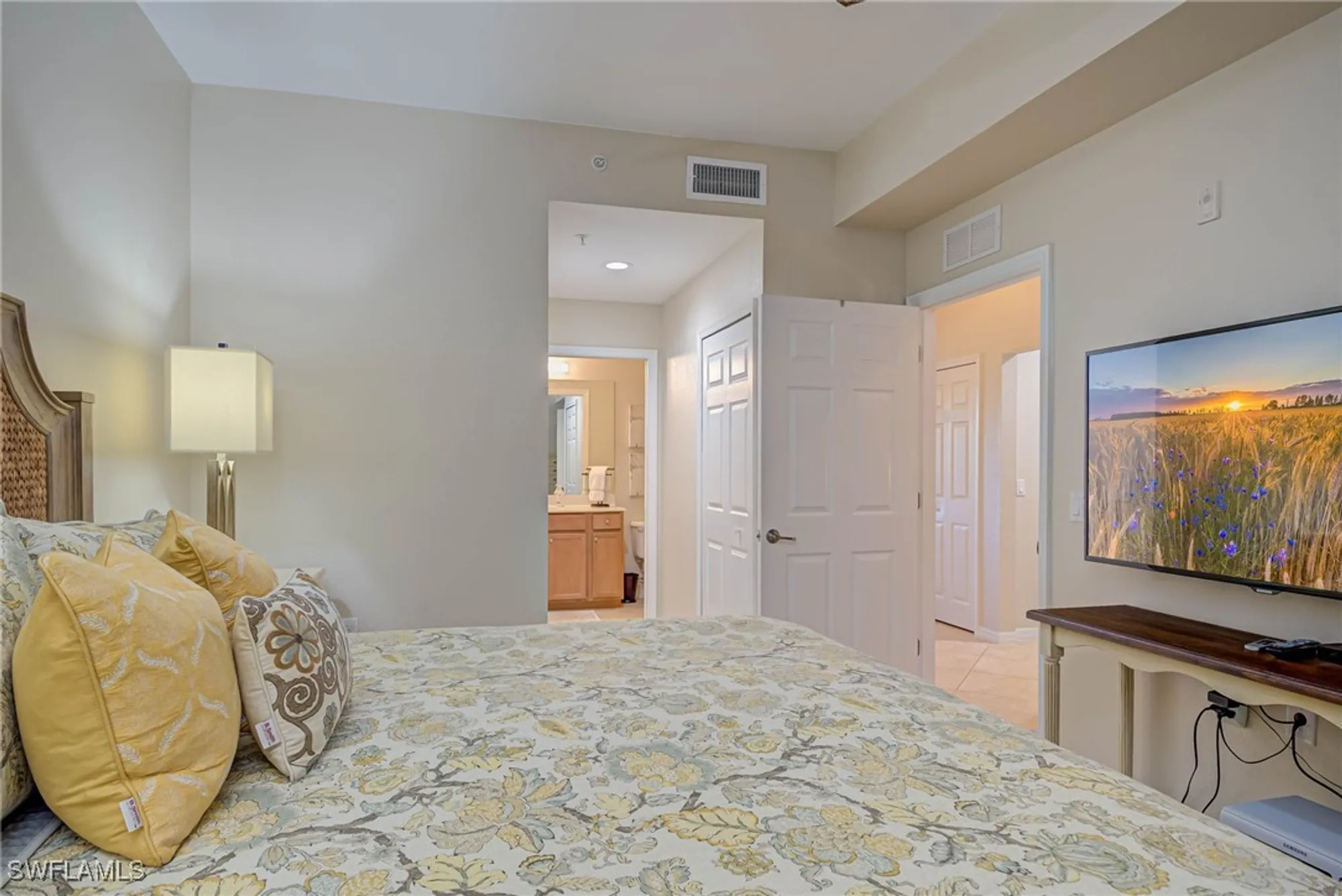 Property Slideshow image 14 of 37 | 10345 heritage bay blvd 2022, Naples, FL, 34120