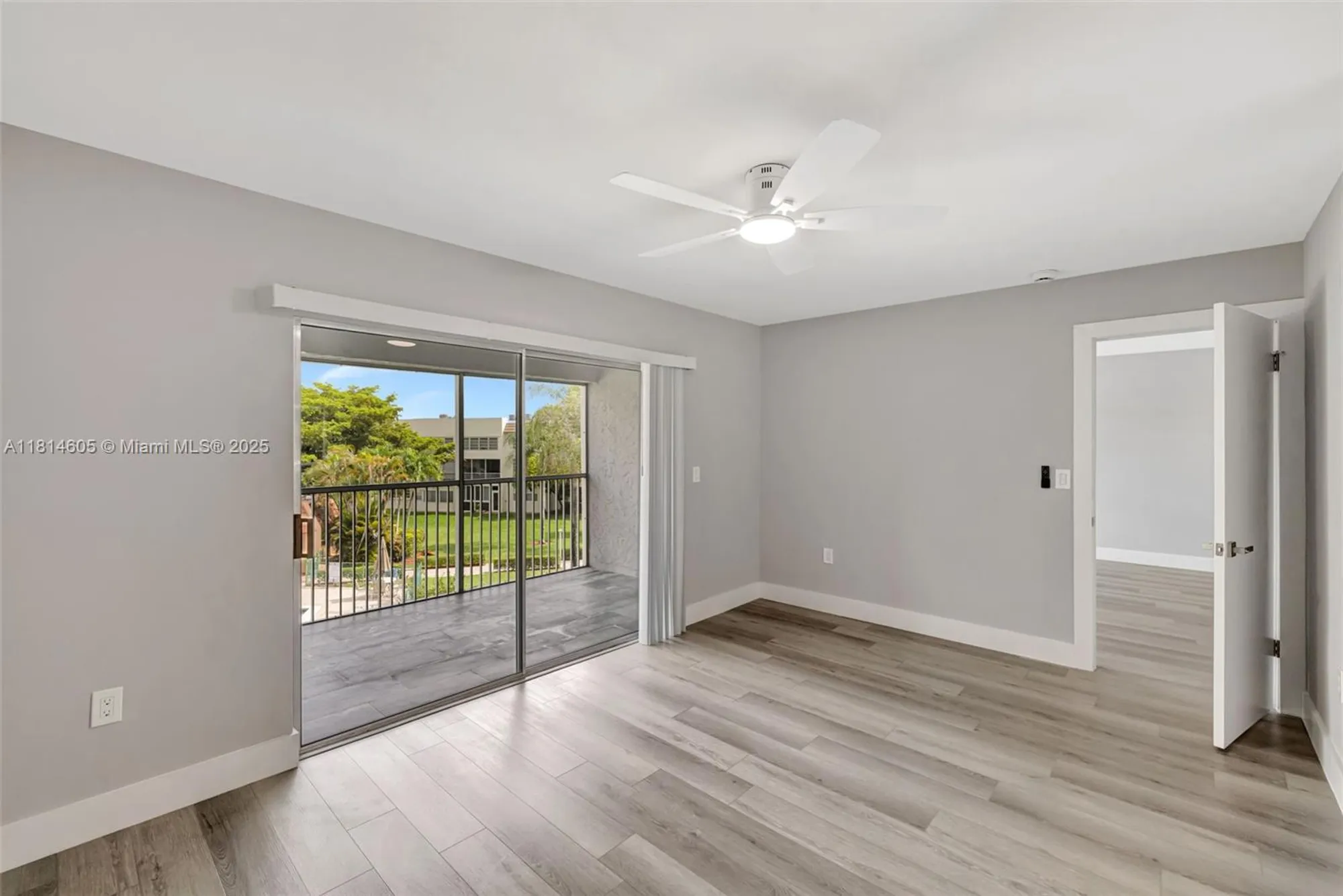 Property Slideshow image 17 of 41 | 6800 royal palm blvd 302f, Margate, FL, 33063