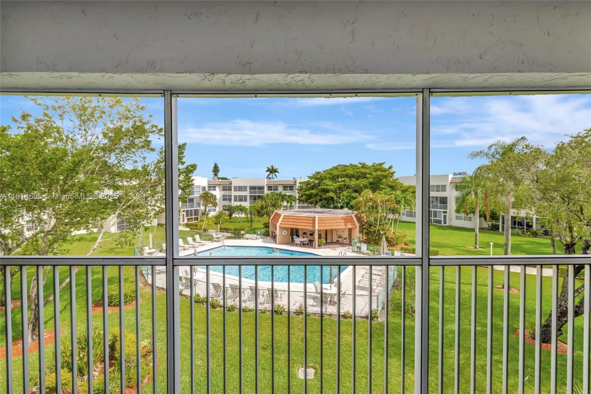 Property Slideshow image 10 of 41 | 6800 royal palm blvd 302f, Margate, FL, 33063