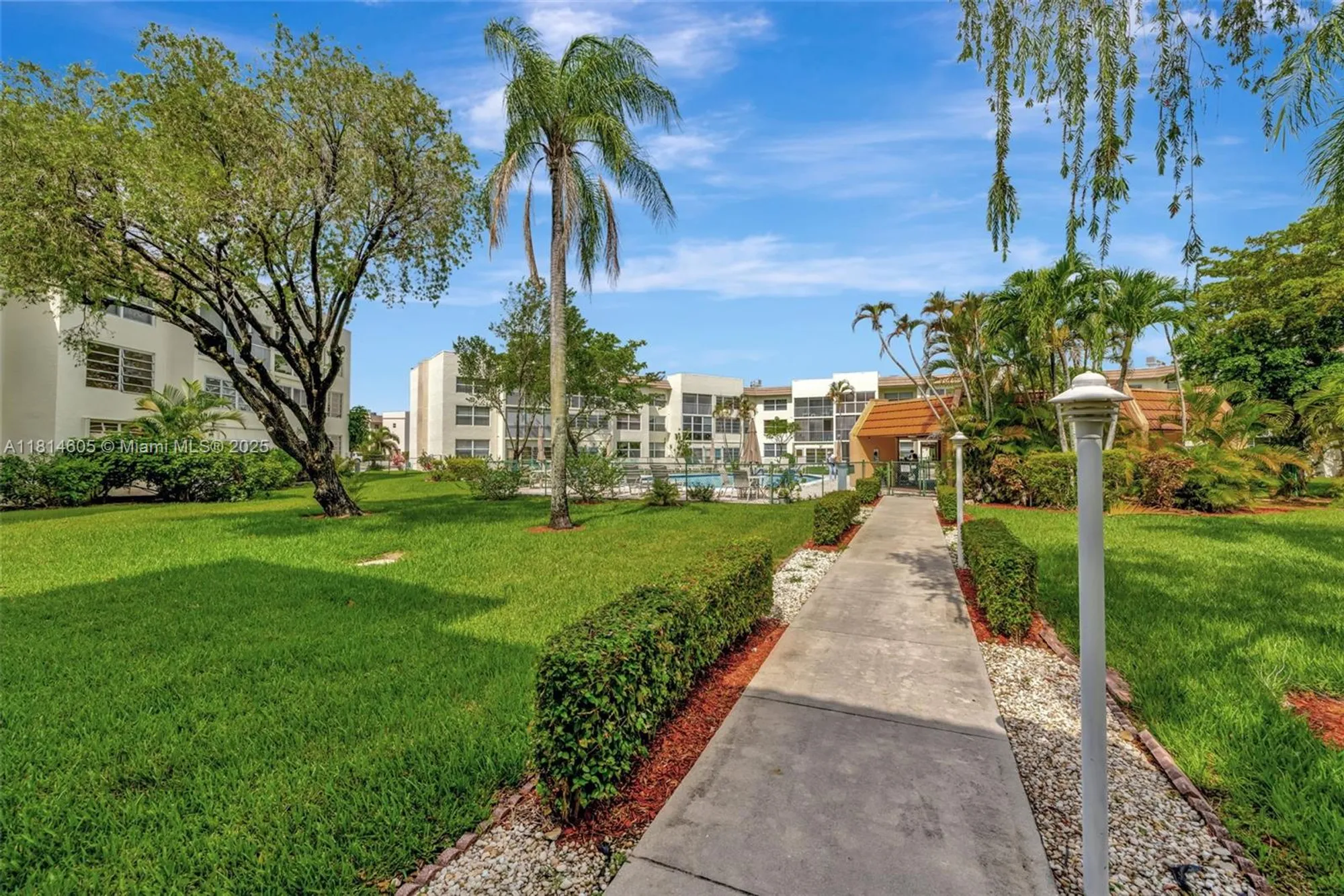 Property Slideshow image 31 of 41 | 6800 royal palm blvd 302f, Margate, FL, 33063