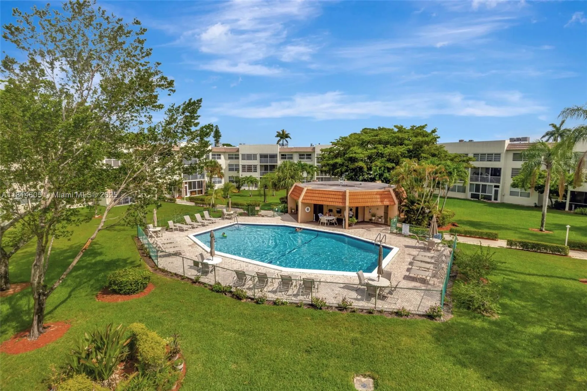 Property Slideshow image 32 of 41 | 6800 royal palm blvd 302f, Margate, FL, 33063