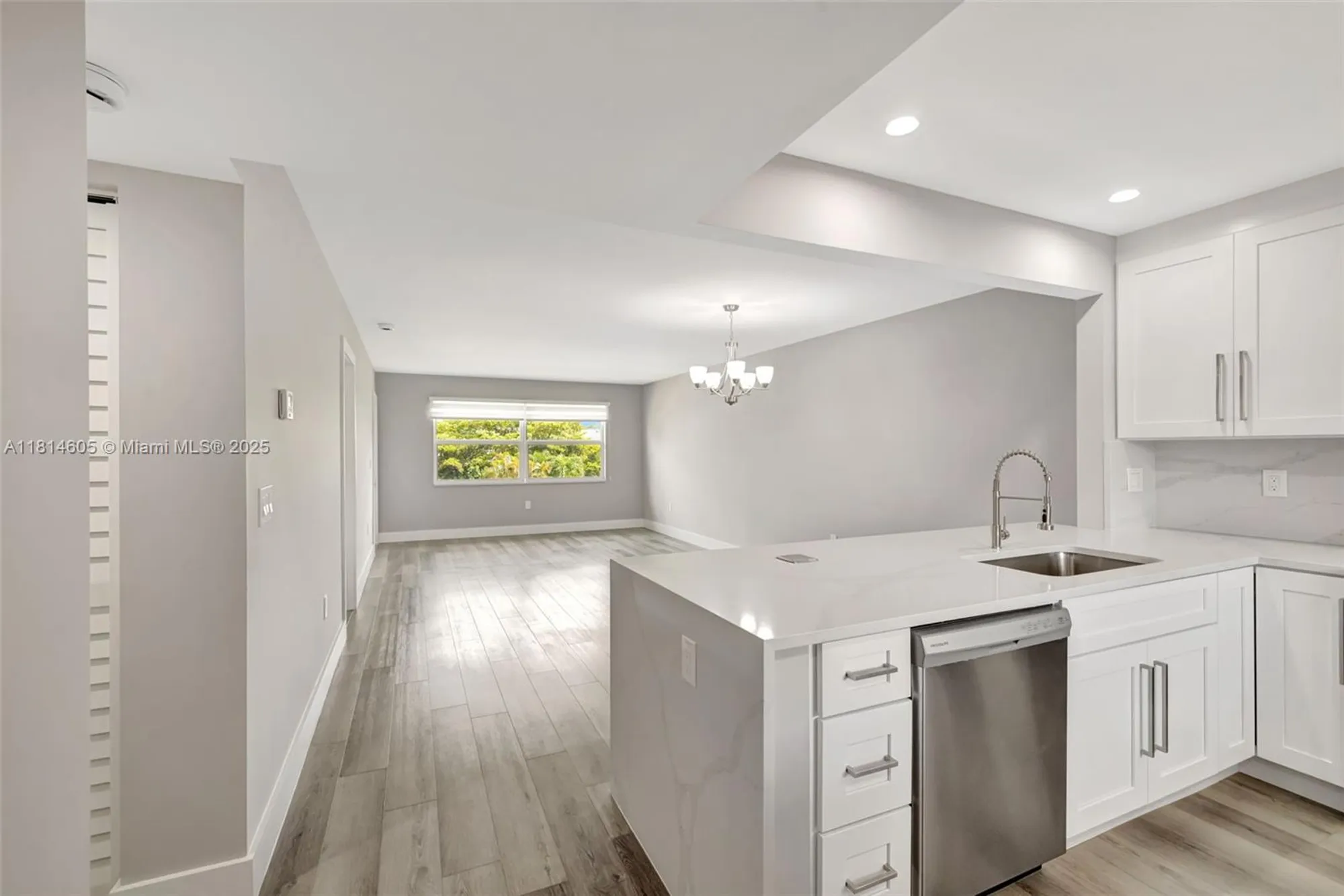 Property Slideshow image 6 of 41 | 6800 royal palm blvd 302f, Margate, FL, 33063