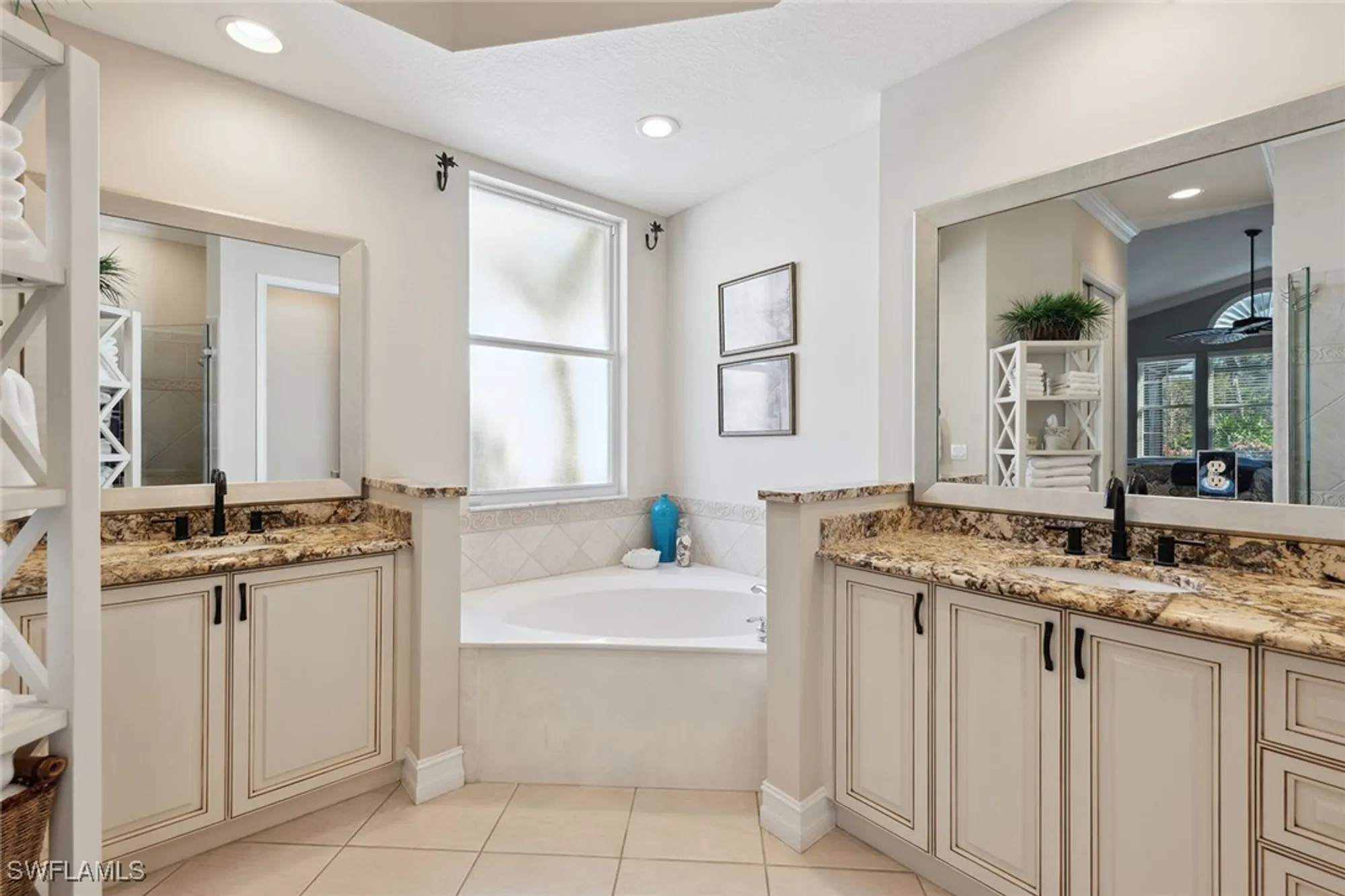 Property Slideshow image 20 of 48 | 3878 cotton green path dr, Naples, FL, 34114