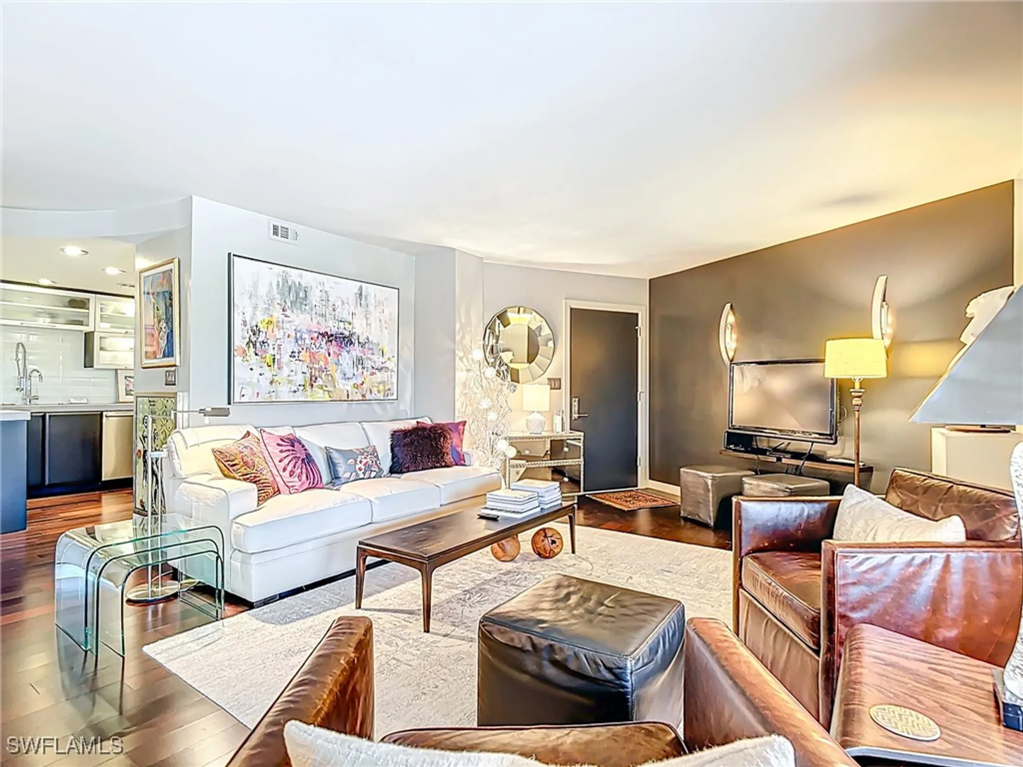 Property Slideshow image 12 of 50 | 3399 gulf shore blvd 605, Naples, FL, 34103