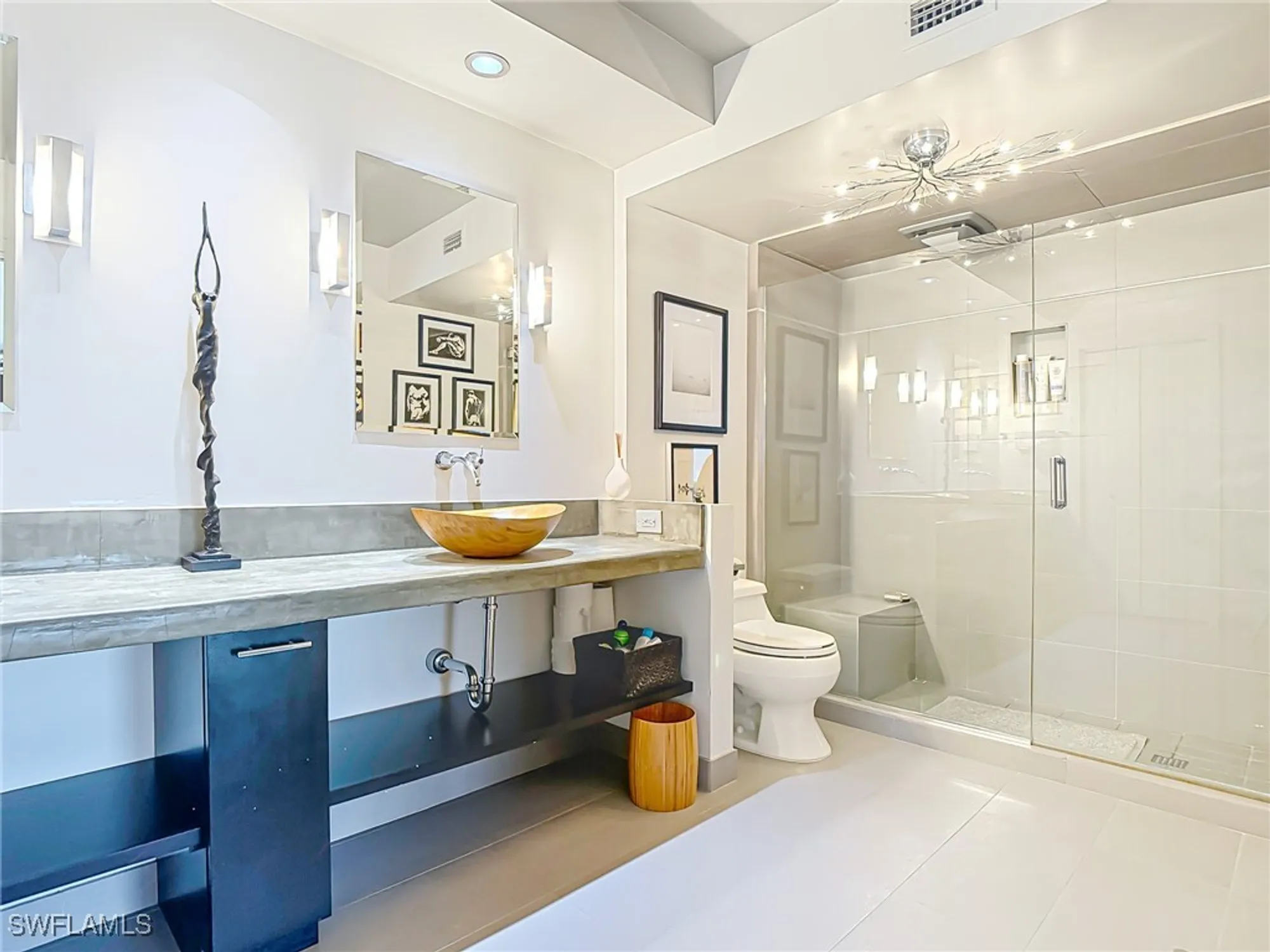 Property Slideshow image 25 of 50 | 3399 gulf shore blvd 605, Naples, FL, 34103