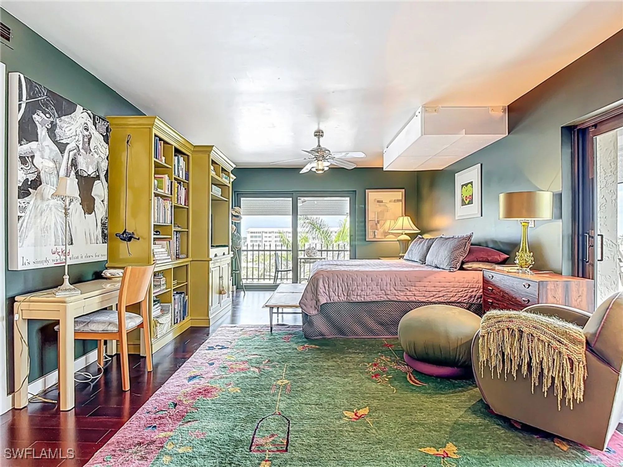 Property Slideshow image 26 of 50 | 3399 gulf shore blvd 605, Naples, FL, 34103