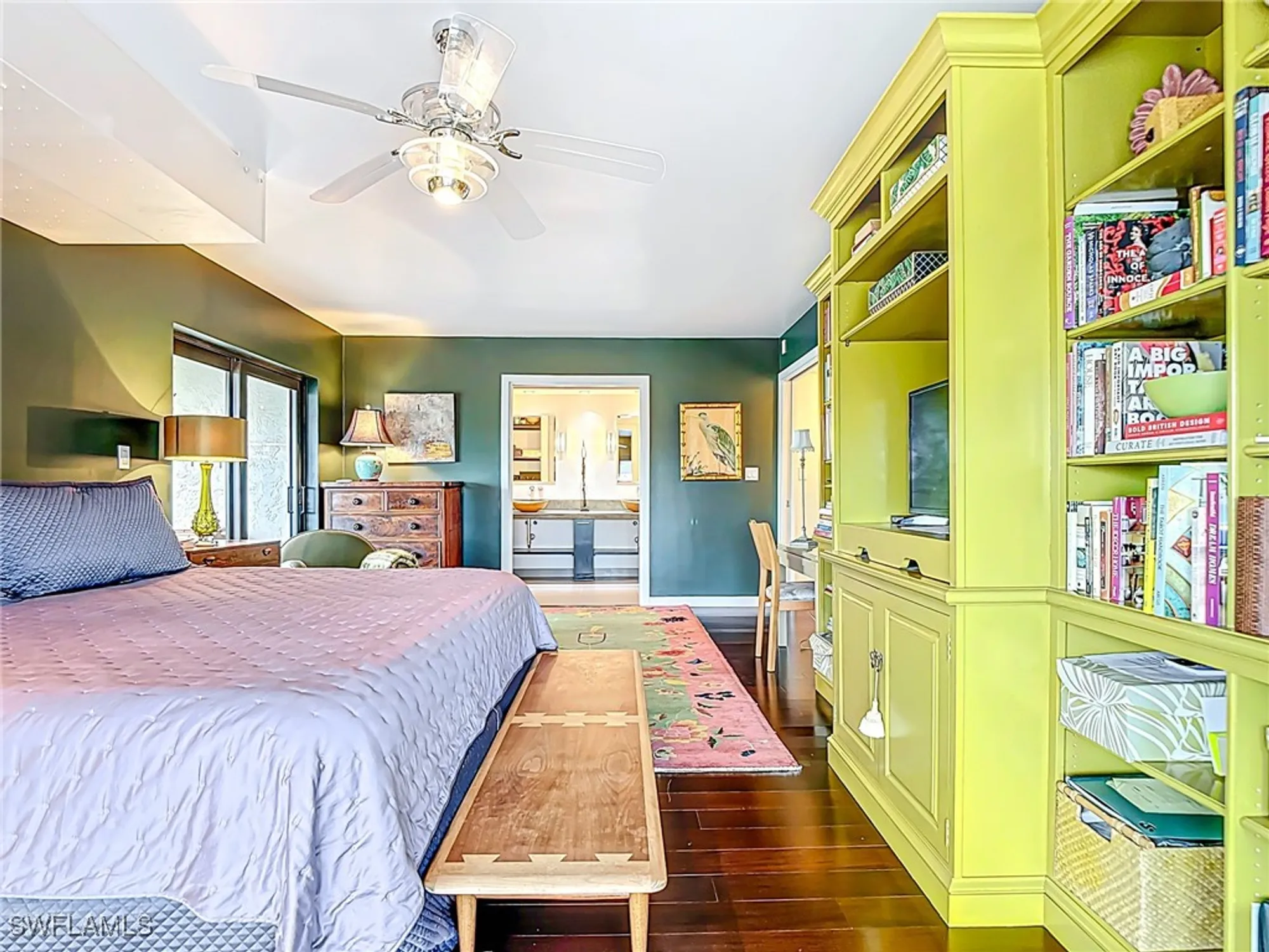 Property Slideshow image 29 of 50 | 3399 gulf shore blvd 605, Naples, FL, 34103