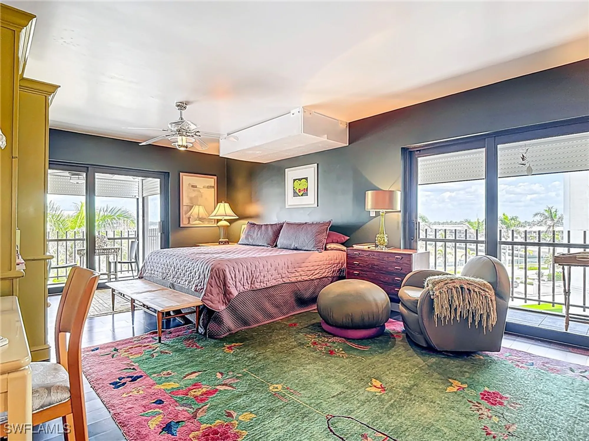 Property Slideshow image 23 of 50 | 3399 gulf shore blvd 605, Naples, FL, 34103