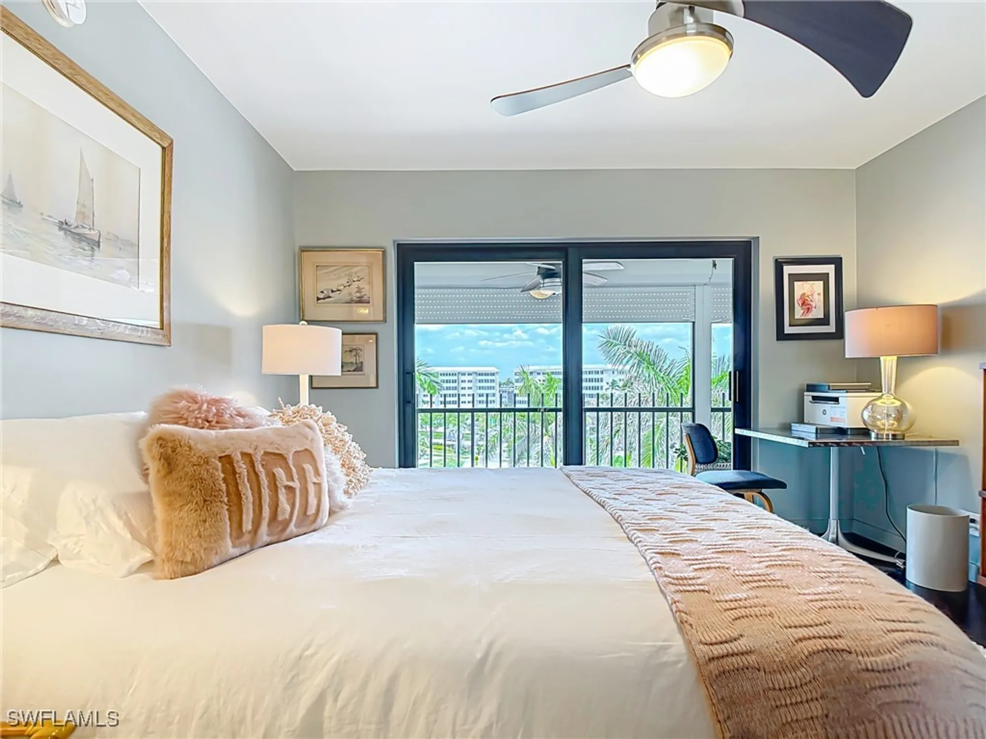Property Slideshow image 38 of 50 | 3399 gulf shore blvd 605, Naples, FL, 34103