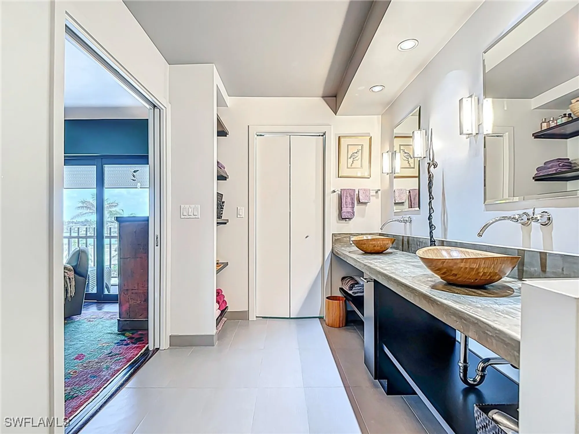 Property Slideshow image 33 of 50 | 3399 gulf shore blvd 605, Naples, FL, 34103