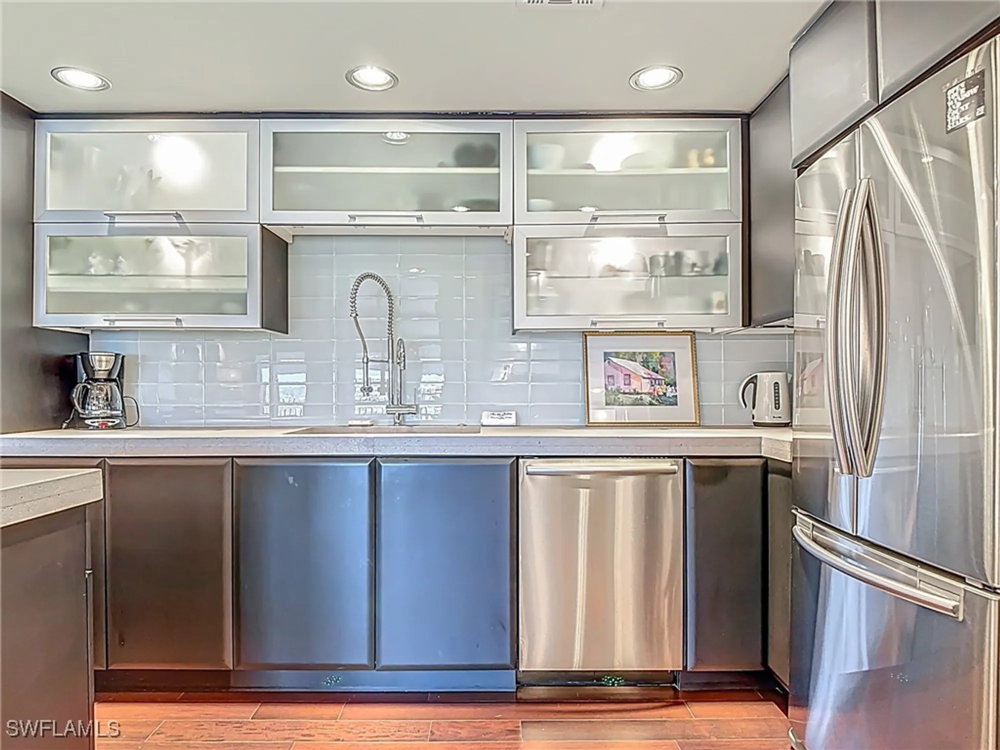 Property Slideshow image 5 of 50 | 3399 gulf shore blvd 605, Naples, FL, 34103