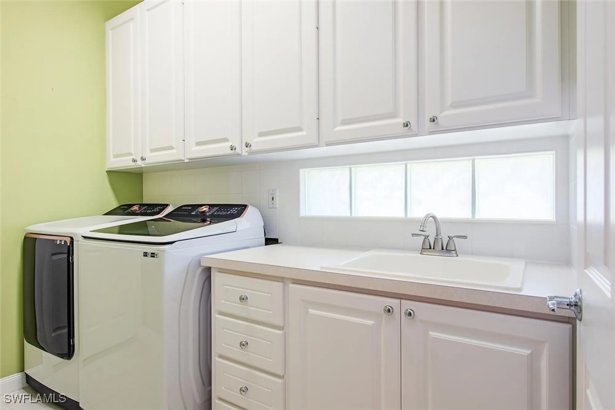 Property Slideshow image 29 of 39 | 2904 hatteras way, Naples, FL, 34119