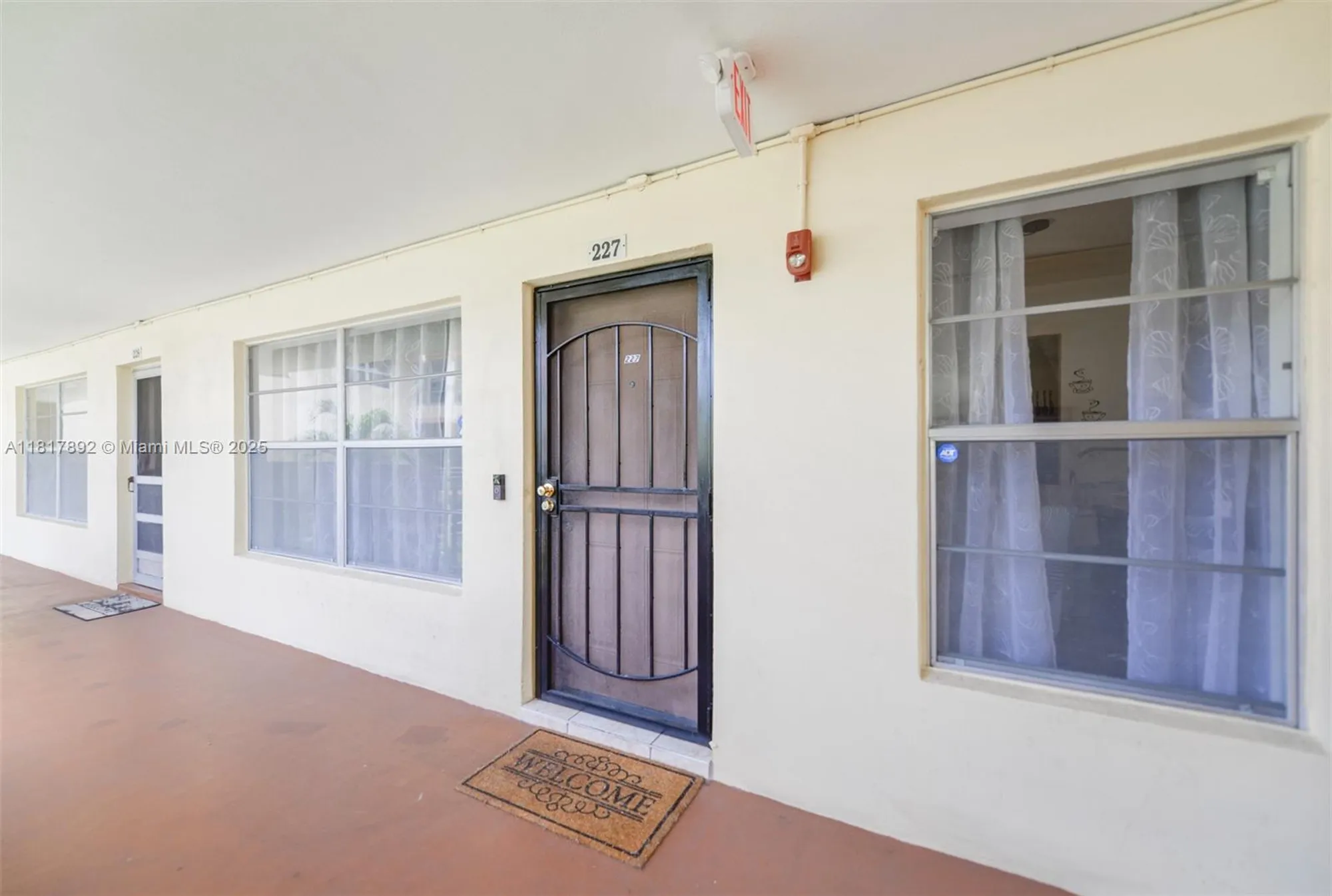Property Slideshow image 5 of 46 | 3071 nw 47th ter 227, Lauderdale Lakes, FL, 33313