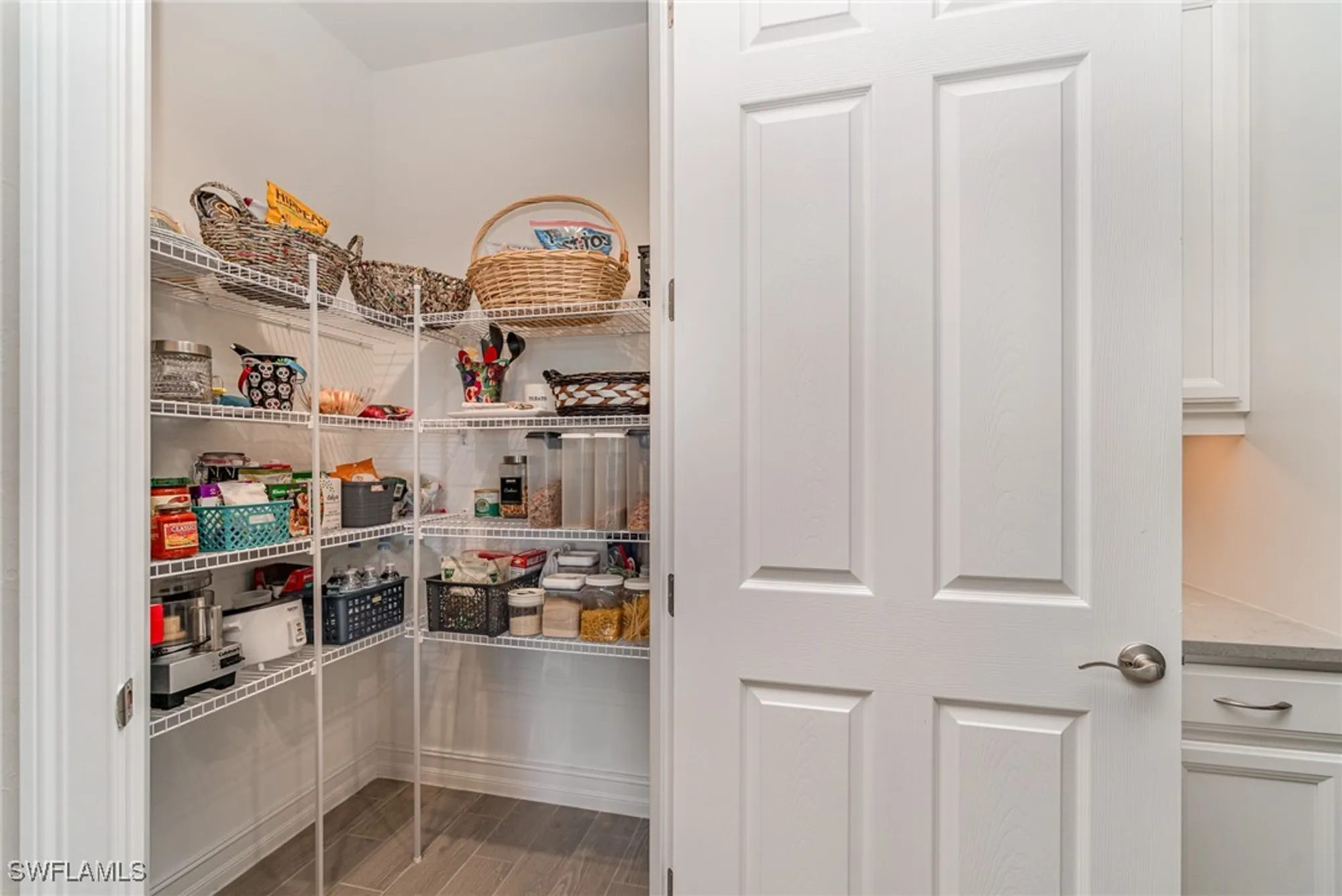 Property Slideshow image 10 of 31 | 2995 apple blossom dr, Alva, FL, 33920