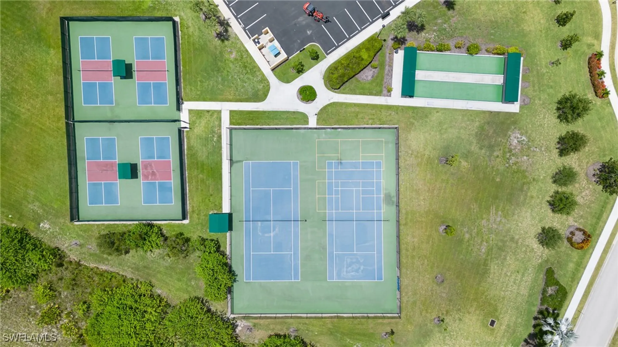 Property Slideshow image 29 of 31 | 2995 apple blossom dr, Alva, FL, 33920