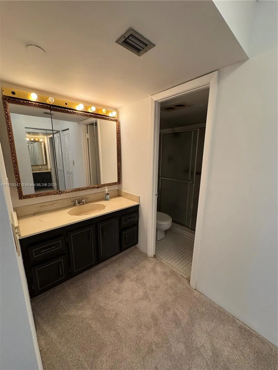 Property Slideshow image 16 of 48 | 1100 saint charles pl 203, Pembroke Pines, FL, 33026