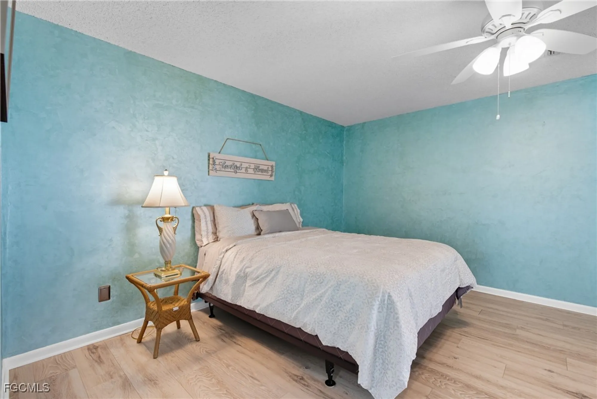 Property Slideshow image 18 of 43 | 9749 maplecrest cir, Lehigh Acres, FL, 33936