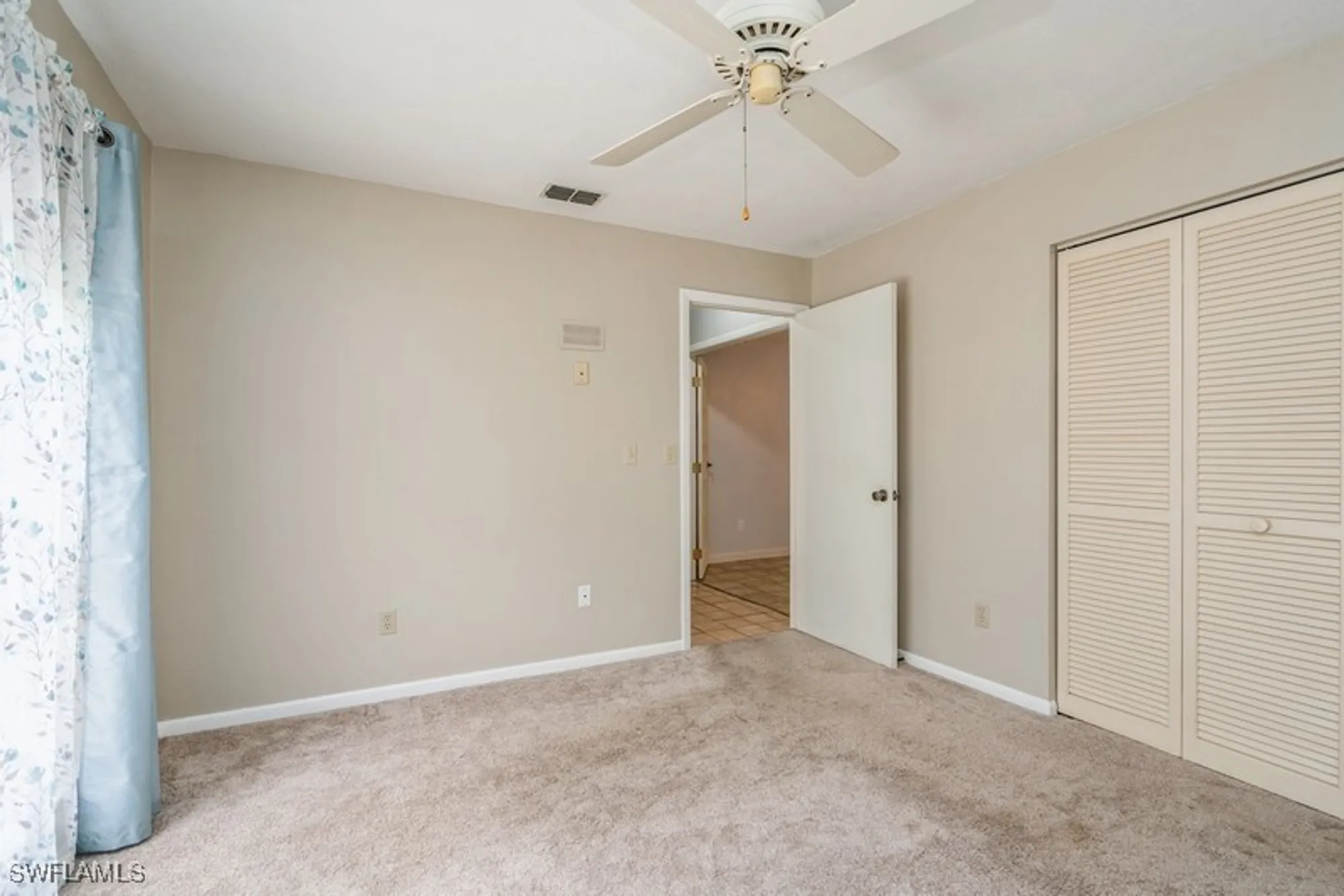 Property Slideshow image 26 of 43 | 9749 maplecrest cir, Lehigh Acres, FL, 33936
