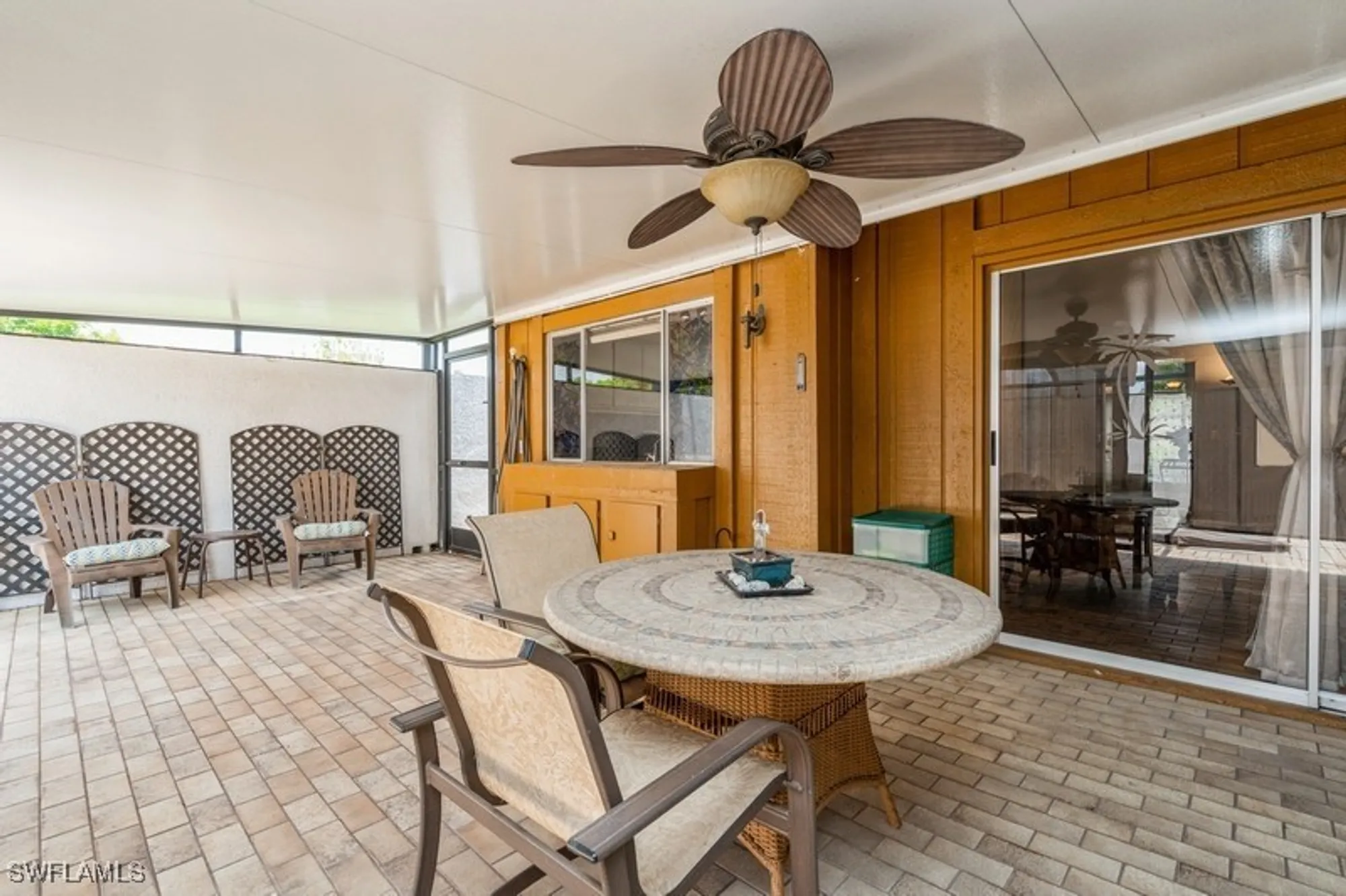Property Slideshow image 34 of 43 | 9749 maplecrest cir, Lehigh Acres, FL, 33936